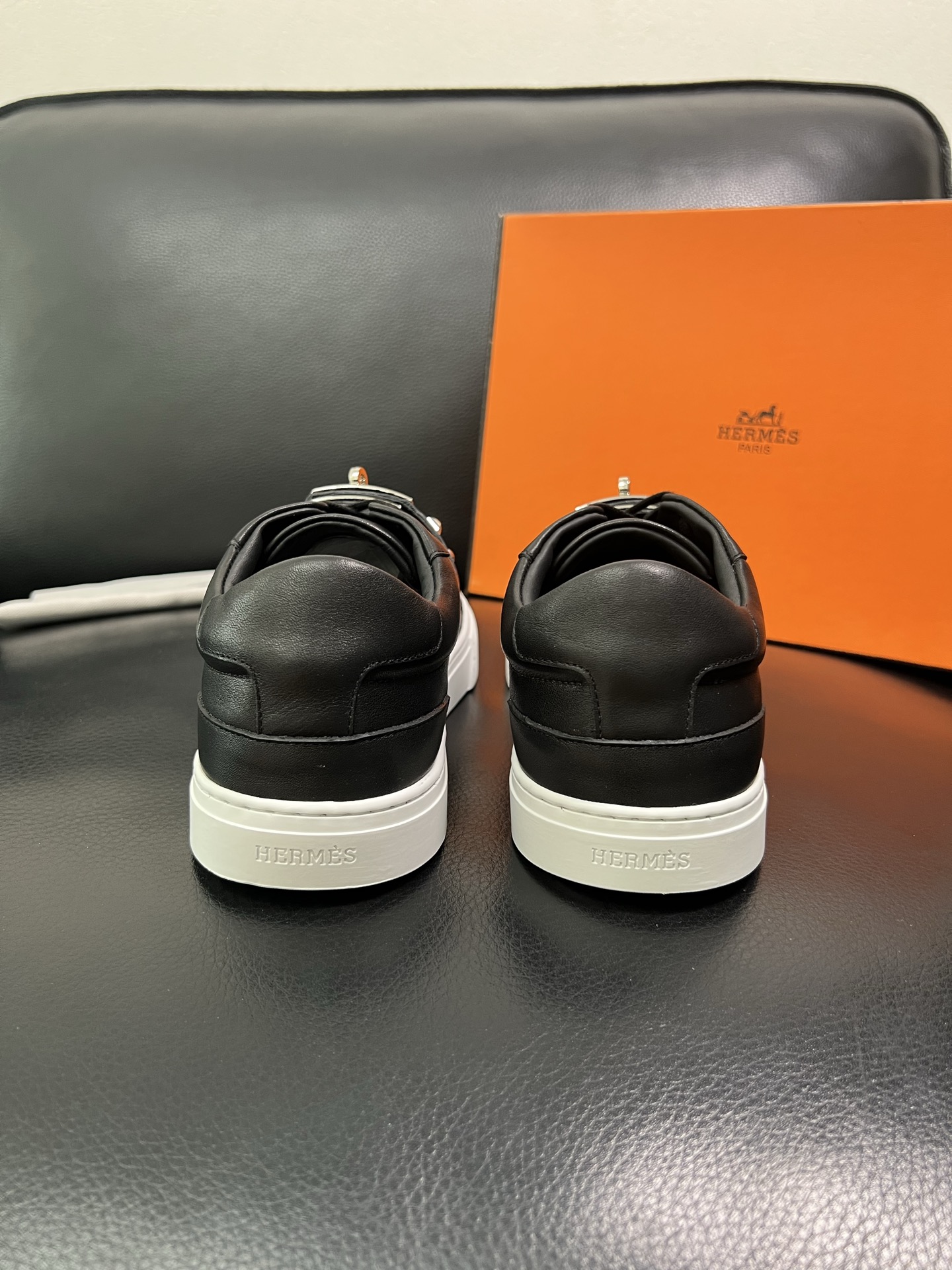 Hermes 顶级代购 爱马仕 专柜同步发售原厂配置，意大利进口原版牛皮面料，高品质拼接工艺，全进口水染