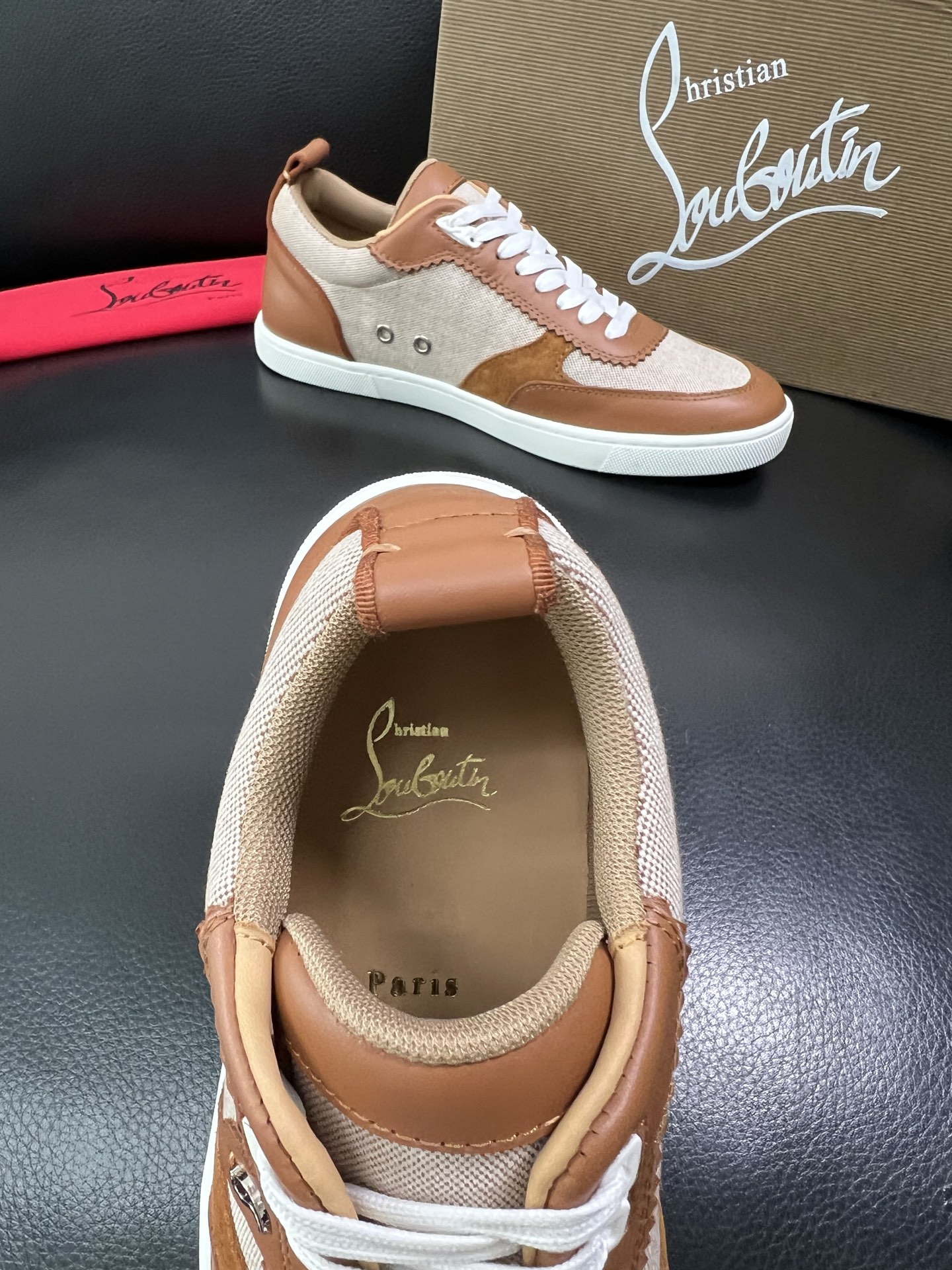 christian louboutin 顶级代购 CL红底 专柜同步，意大利进口飞织面料，进口水染牛皮内