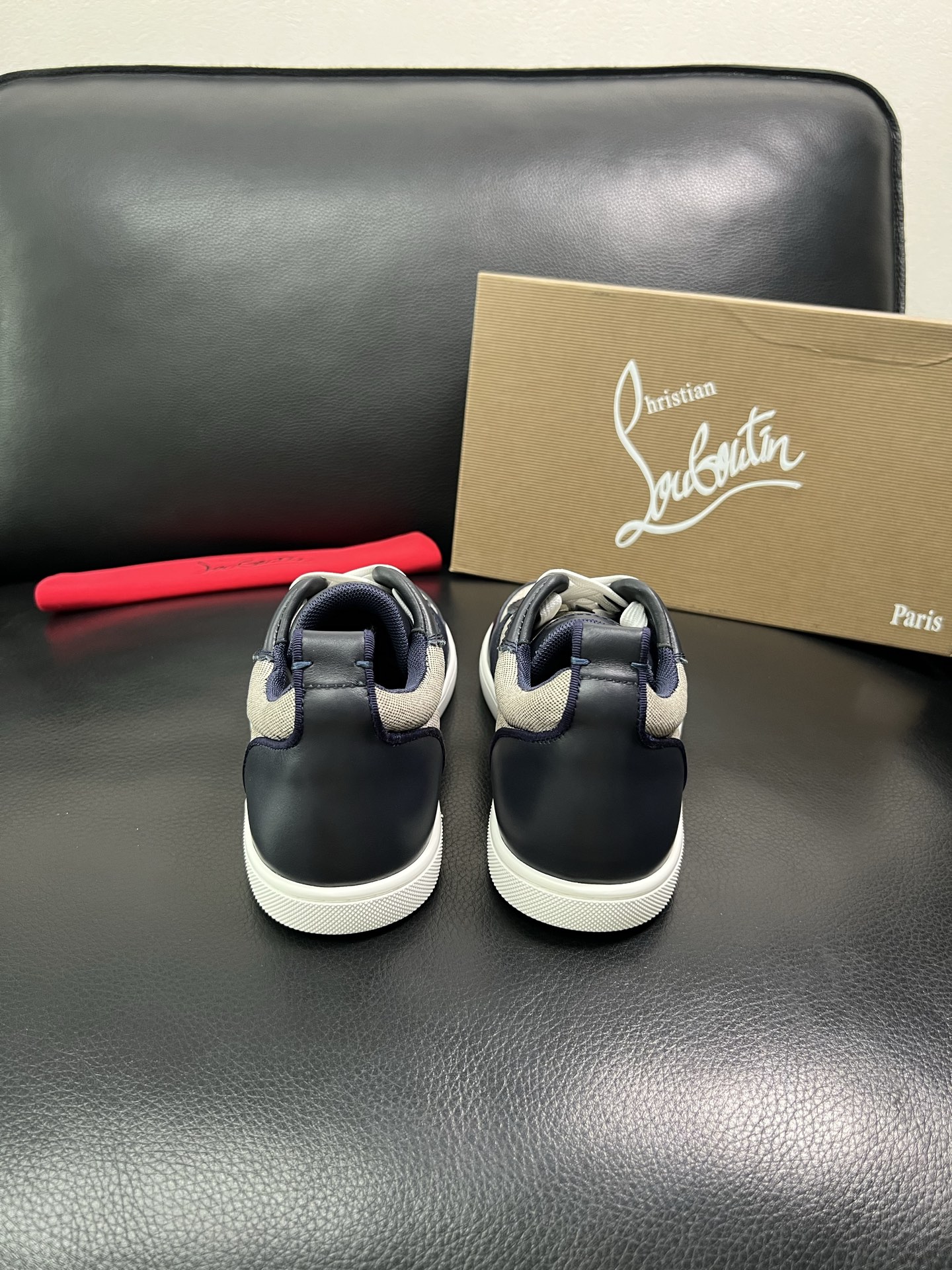 christian louboutin 顶级代购 CL红底 专柜同步，意大利进口飞织面料，进口水染牛皮内