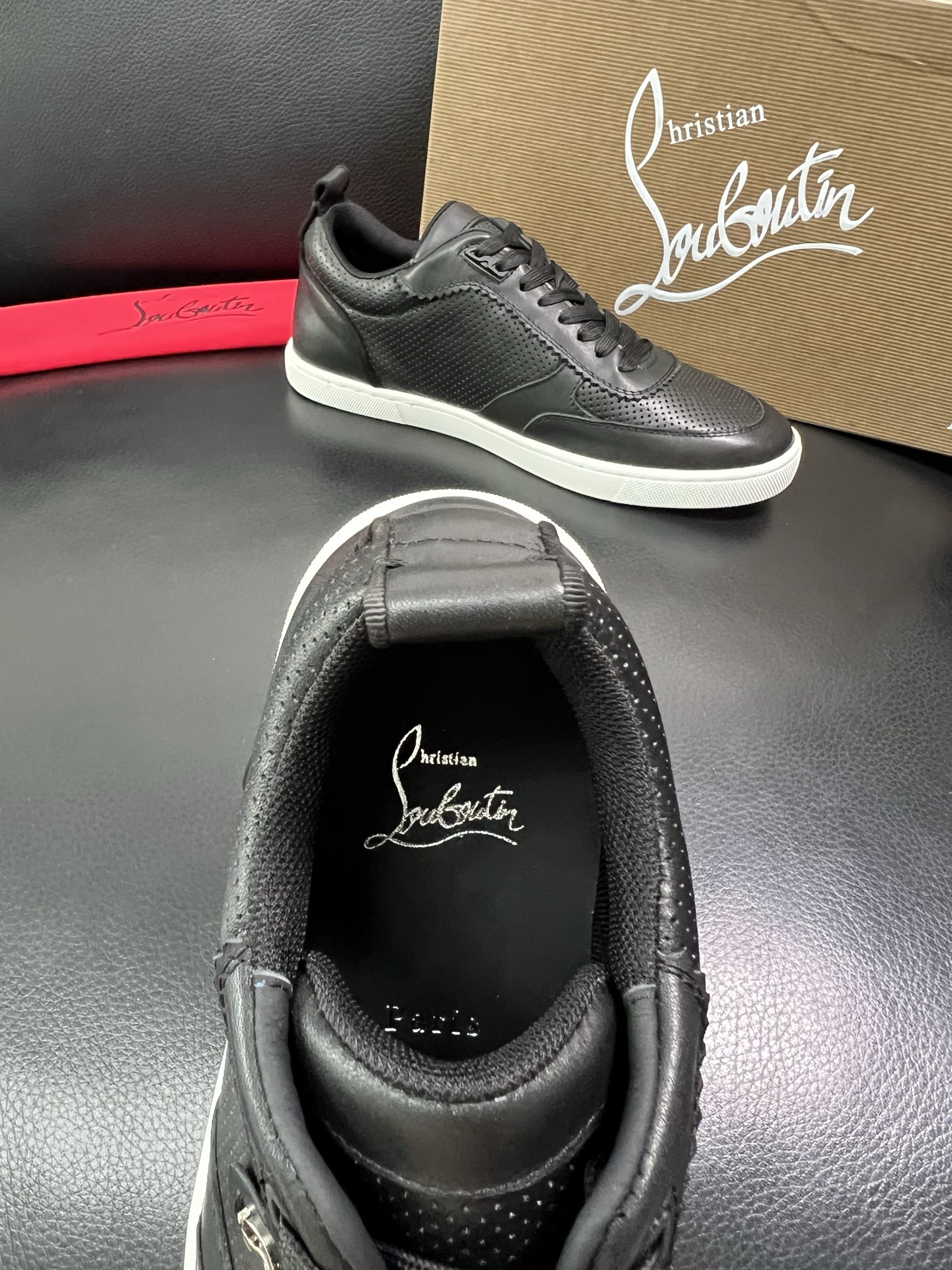 christian louboutin 顶级代购 CL红底 专柜同步，意大利进口飞织面料，进口水染牛皮内