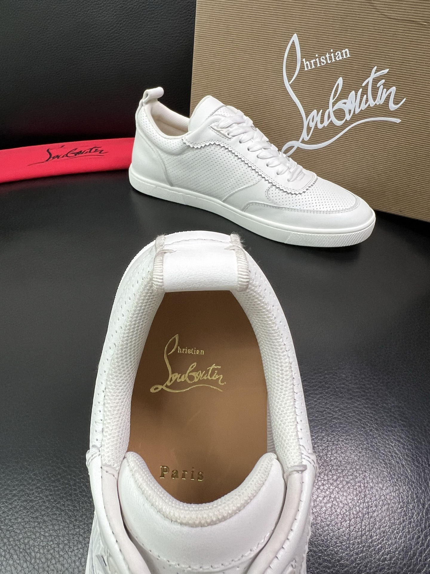 christian louboutin 顶级代购 CL红底 专柜同步，意大利进口飞织面料，进口水染牛皮内
