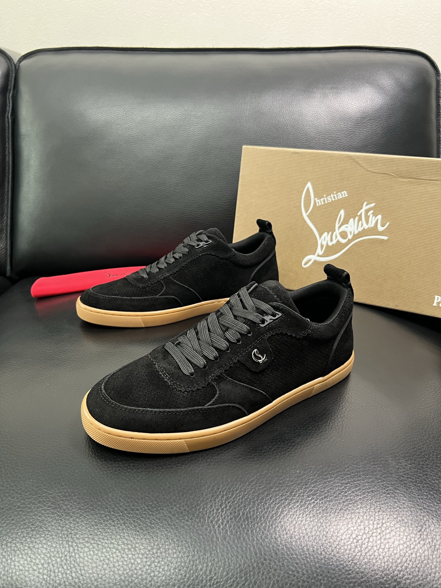 christian louboutin 顶级代购 CL红底 专柜同步，意大利进口飞织面料，进口水染牛皮内