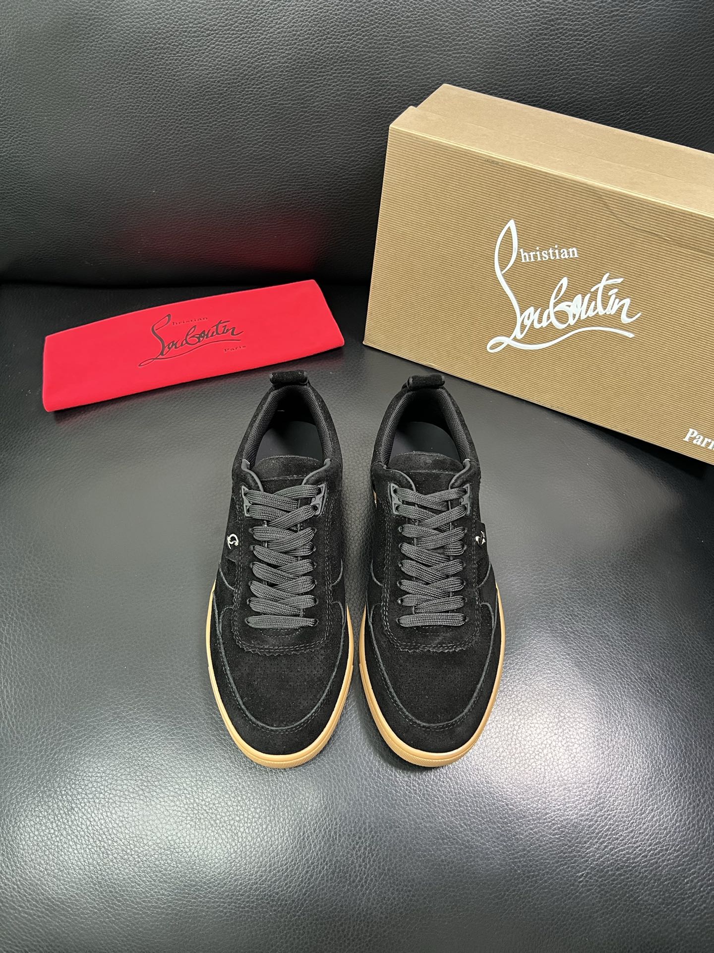 christian louboutin 顶级代购 CL红底 专柜同步，意大利进口飞织面料，进口水染牛皮内
