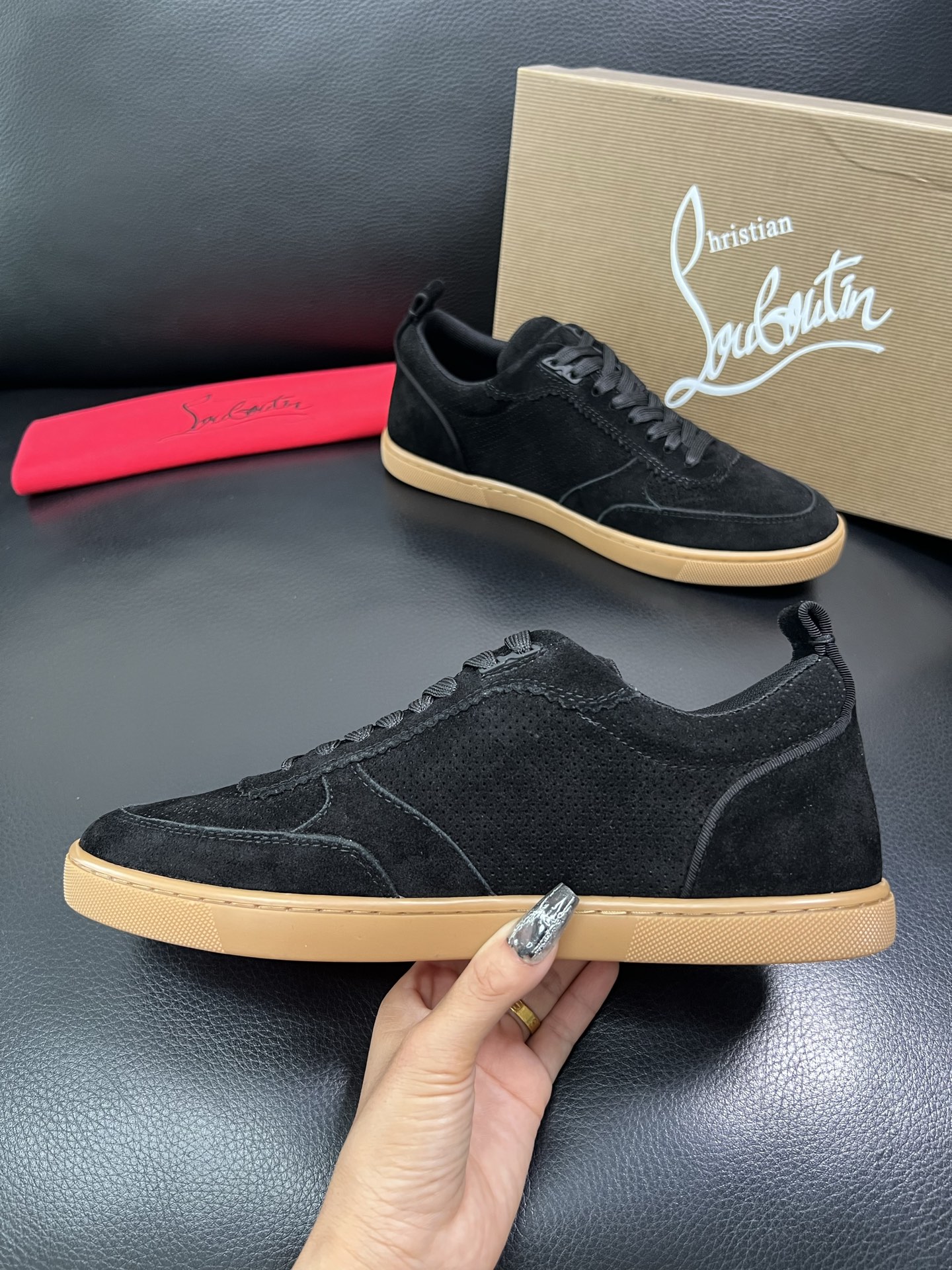 christian louboutin 顶级代购 CL红底 专柜同步，意大利进口飞织面料，进口水染牛皮内