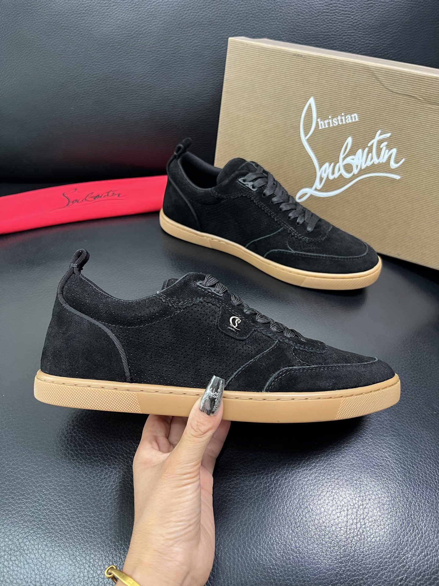 christian louboutin 顶级代购 CL红底 专柜同步，意大利进口飞织面料，进口水染牛皮内