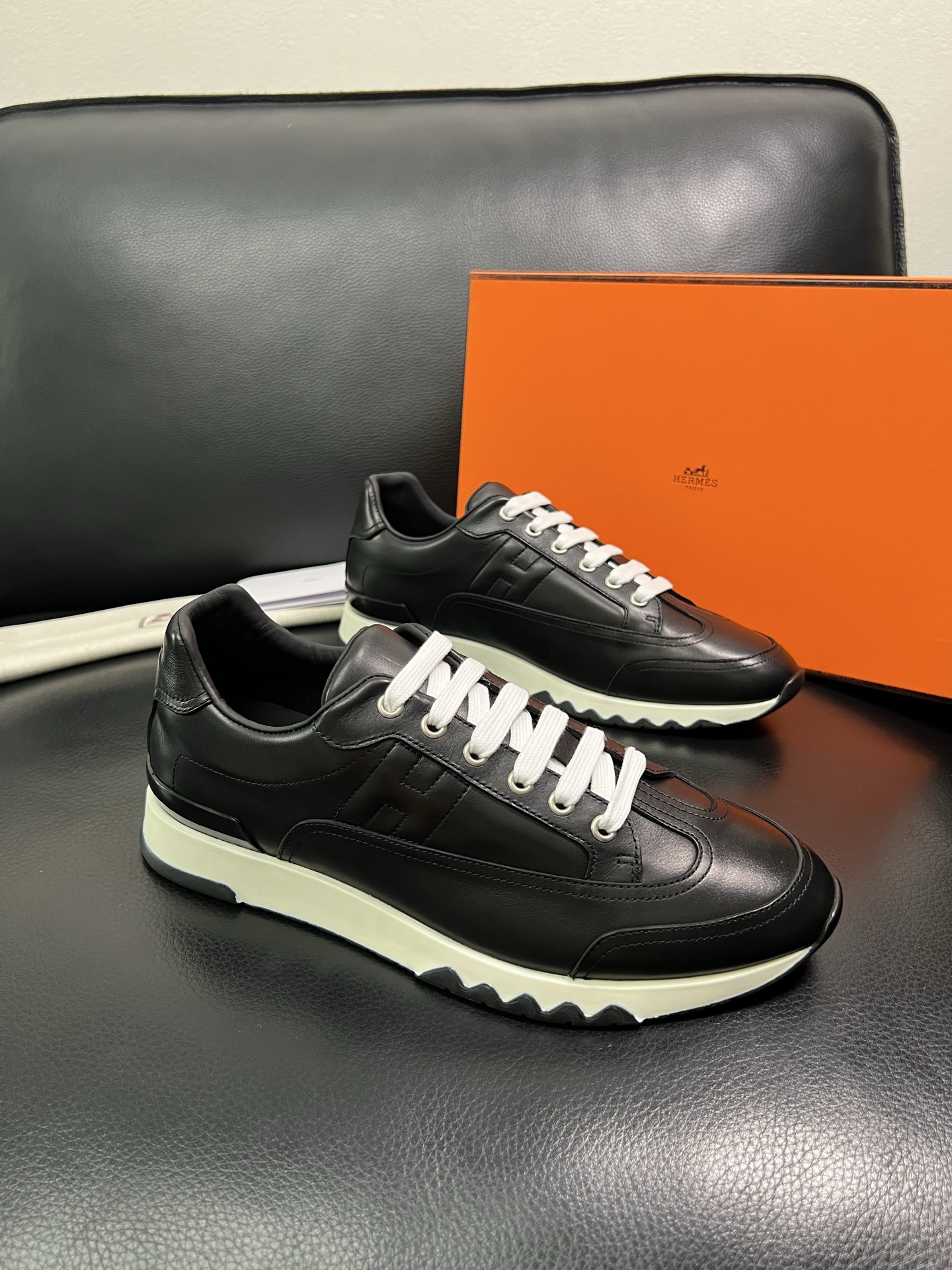 Hermes 顶级工艺品 爱马仕 专柜同步 原厂配置，意大利进口原版牛皮面料，高品质拼接工艺，全进口水染