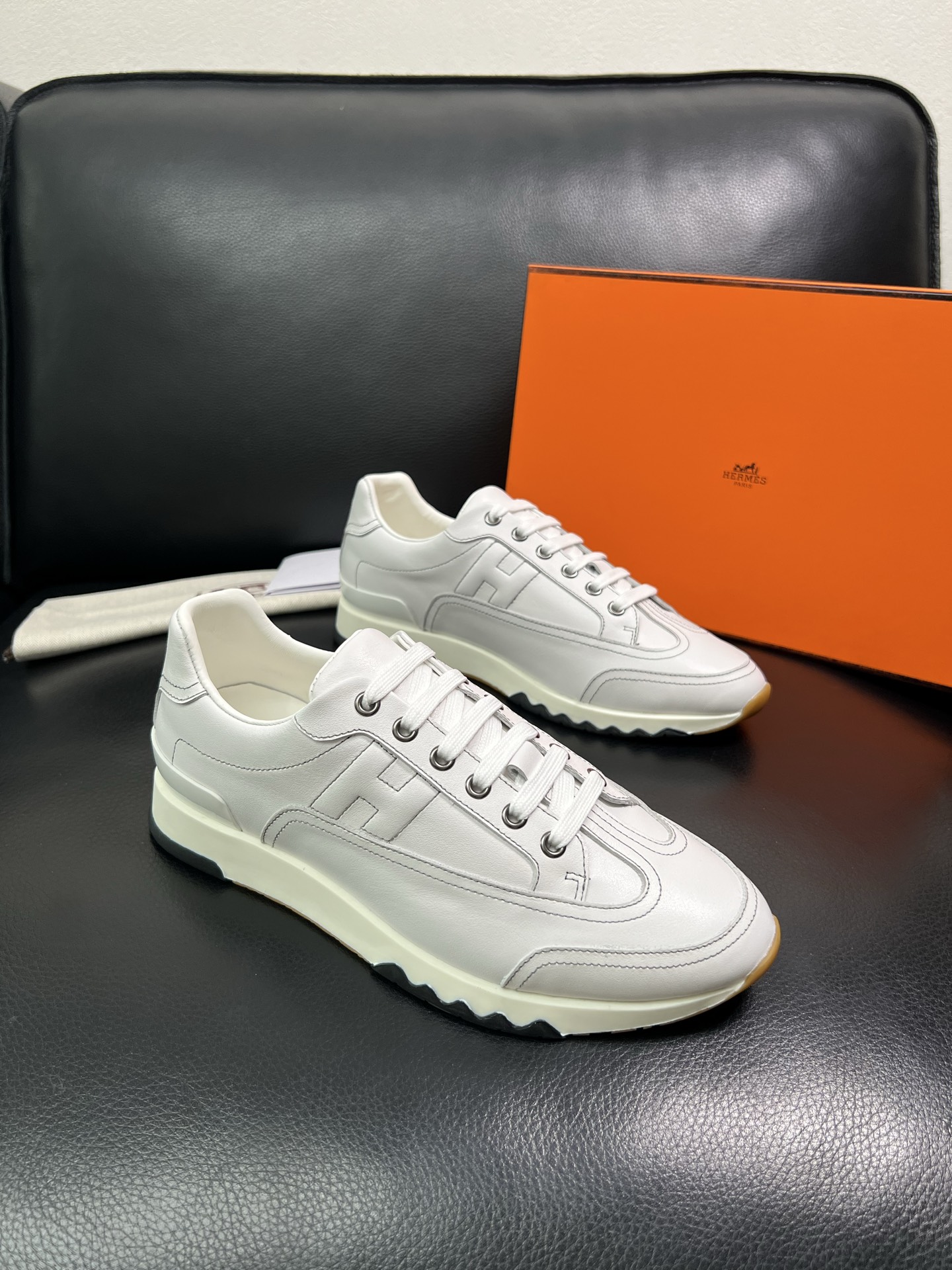 Hermes 顶级工艺品 爱马仕 专柜同步 原厂配置，意大利进口原版牛皮面料，高品质拼接工艺，全进口水染