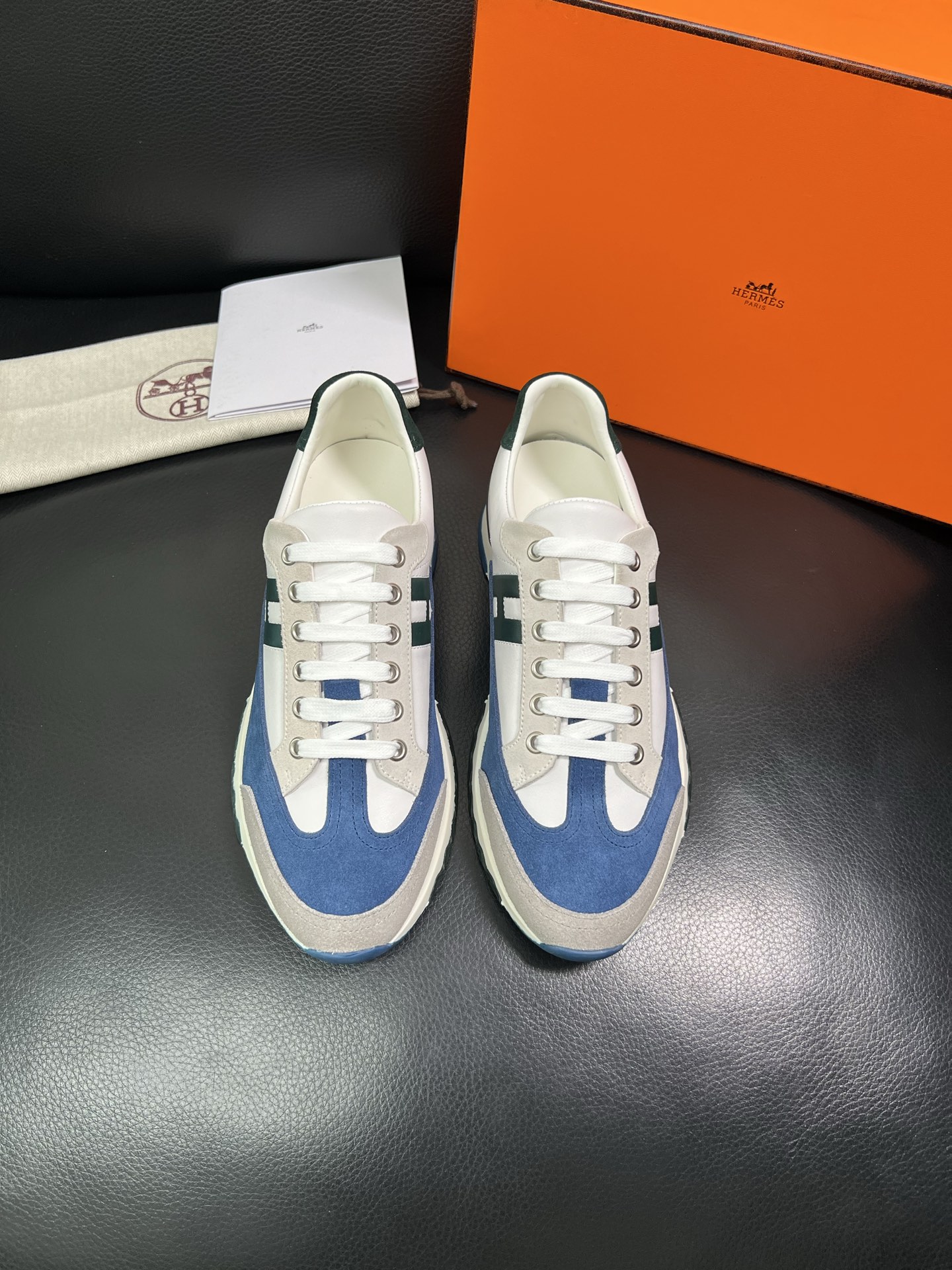 Hermes 顶级工艺品 爱马仕 专柜同步 原厂配置，意大利进口原版牛皮面料，高品质拼接工艺，全进口水染