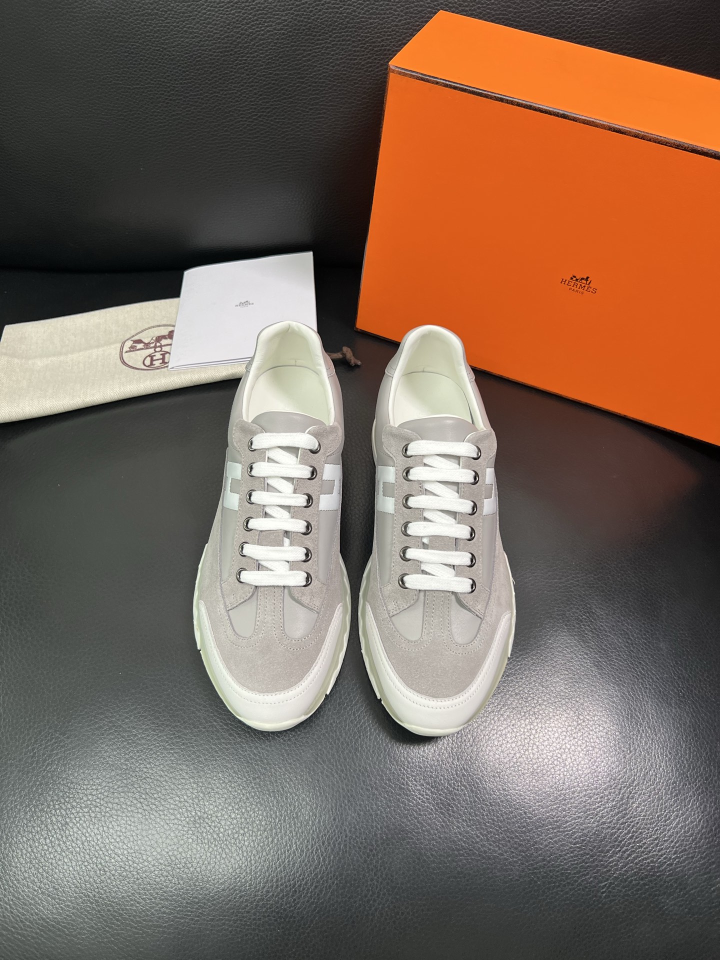 Hermes 顶级工艺品 爱马仕 专柜同步 原厂配置，意大利进口原版牛皮面料，高品质拼接工艺，全进口水染
