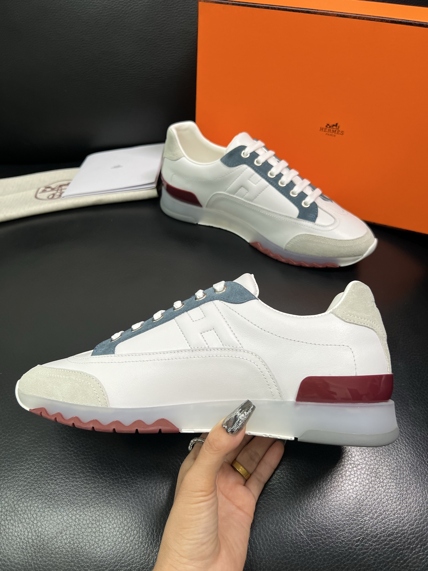 Hermes 顶级工艺品 爱马仕 专柜同步 原厂配置，意大利进口原版牛皮面料，高品质拼接工艺，全进口水染