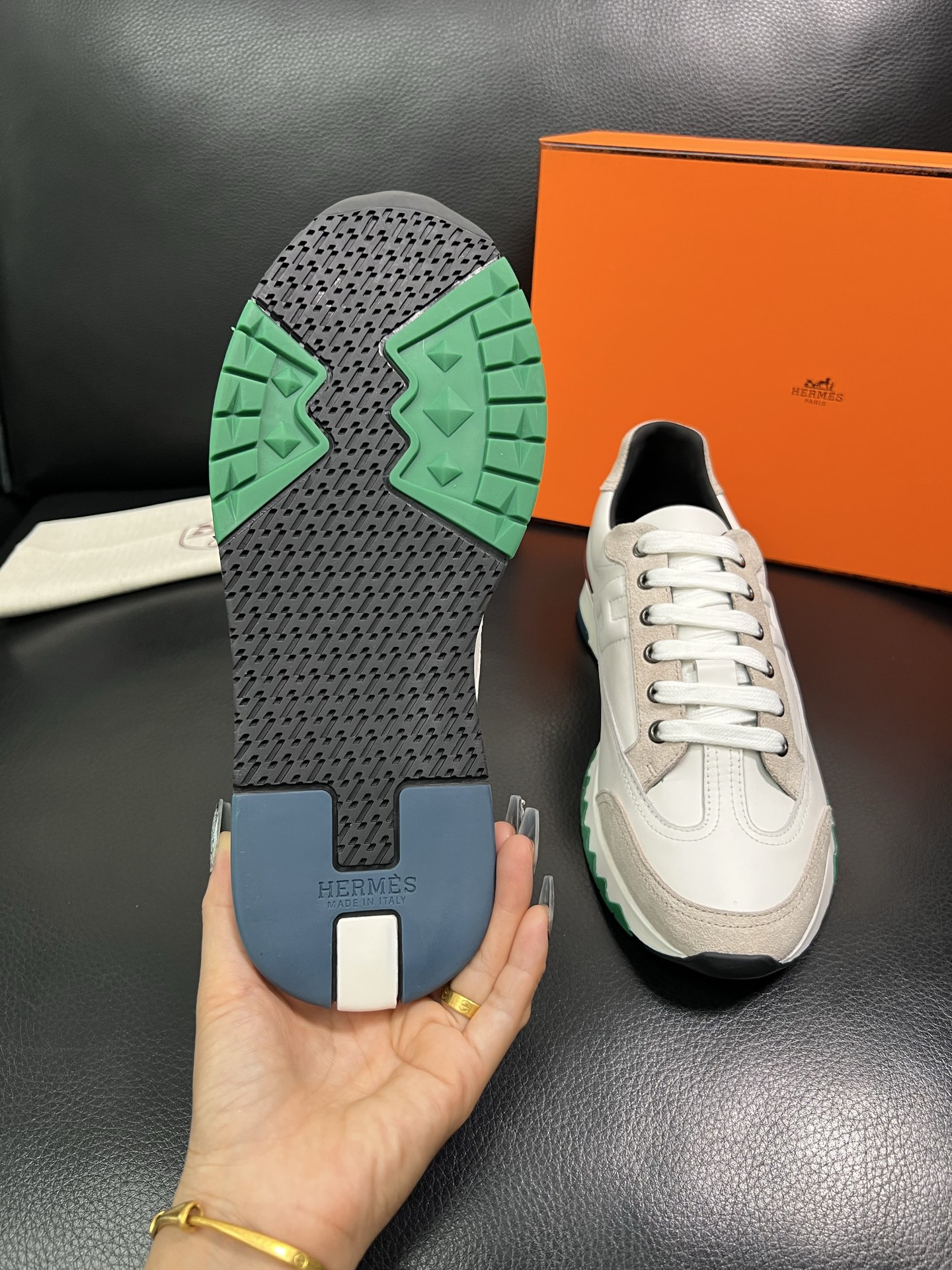 Hermes 顶级工艺品 爱马仕 专柜同步 原厂配置，意大利进口原版牛皮面料，高品质拼接工艺，全进口水染