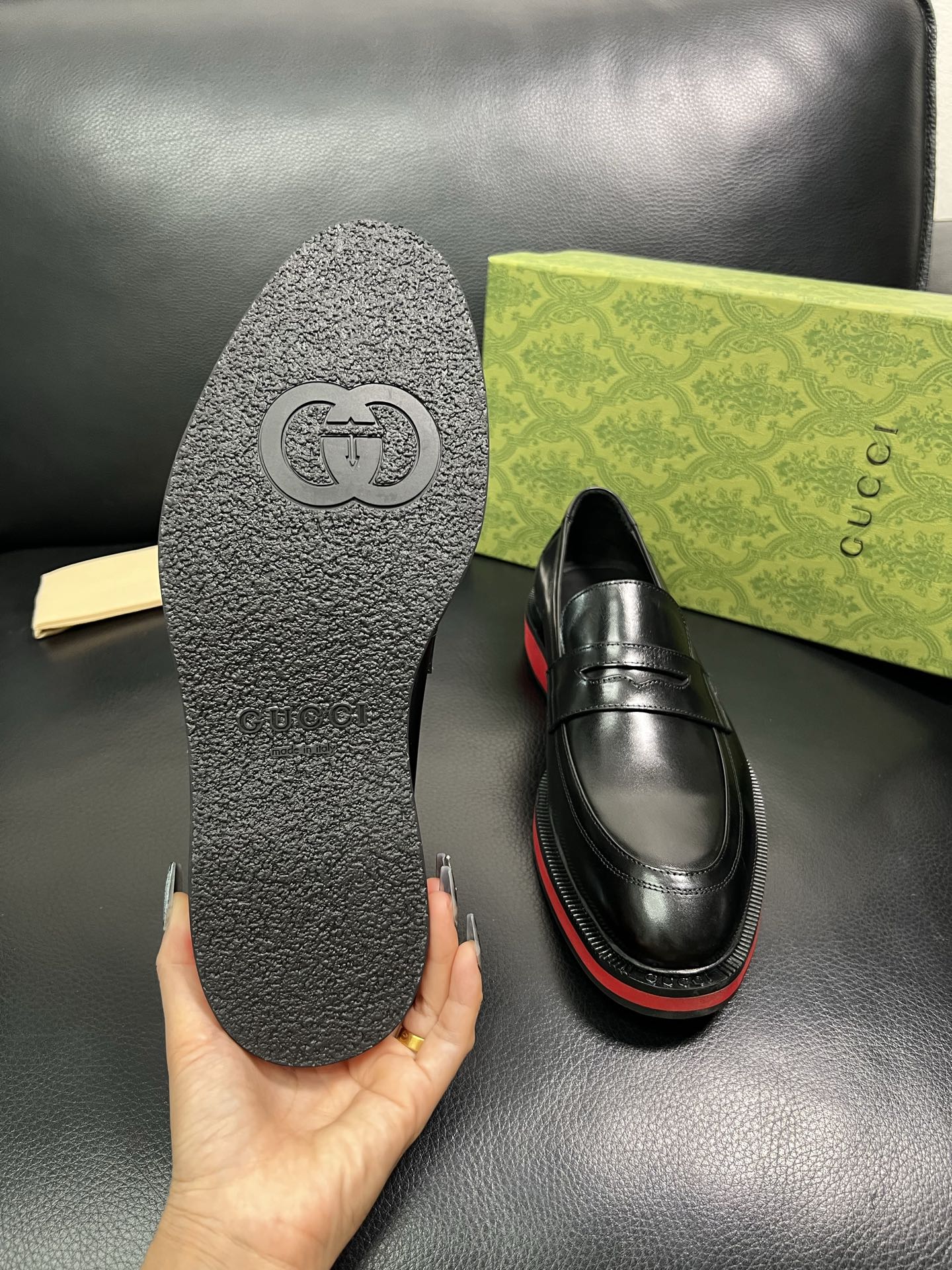 Gucci 顶级工艺品 古奇 皮鞋系列专柜同步 原厂配置，意大利进口原版牛皮，进口水染牛里 ，鞋底：原厂