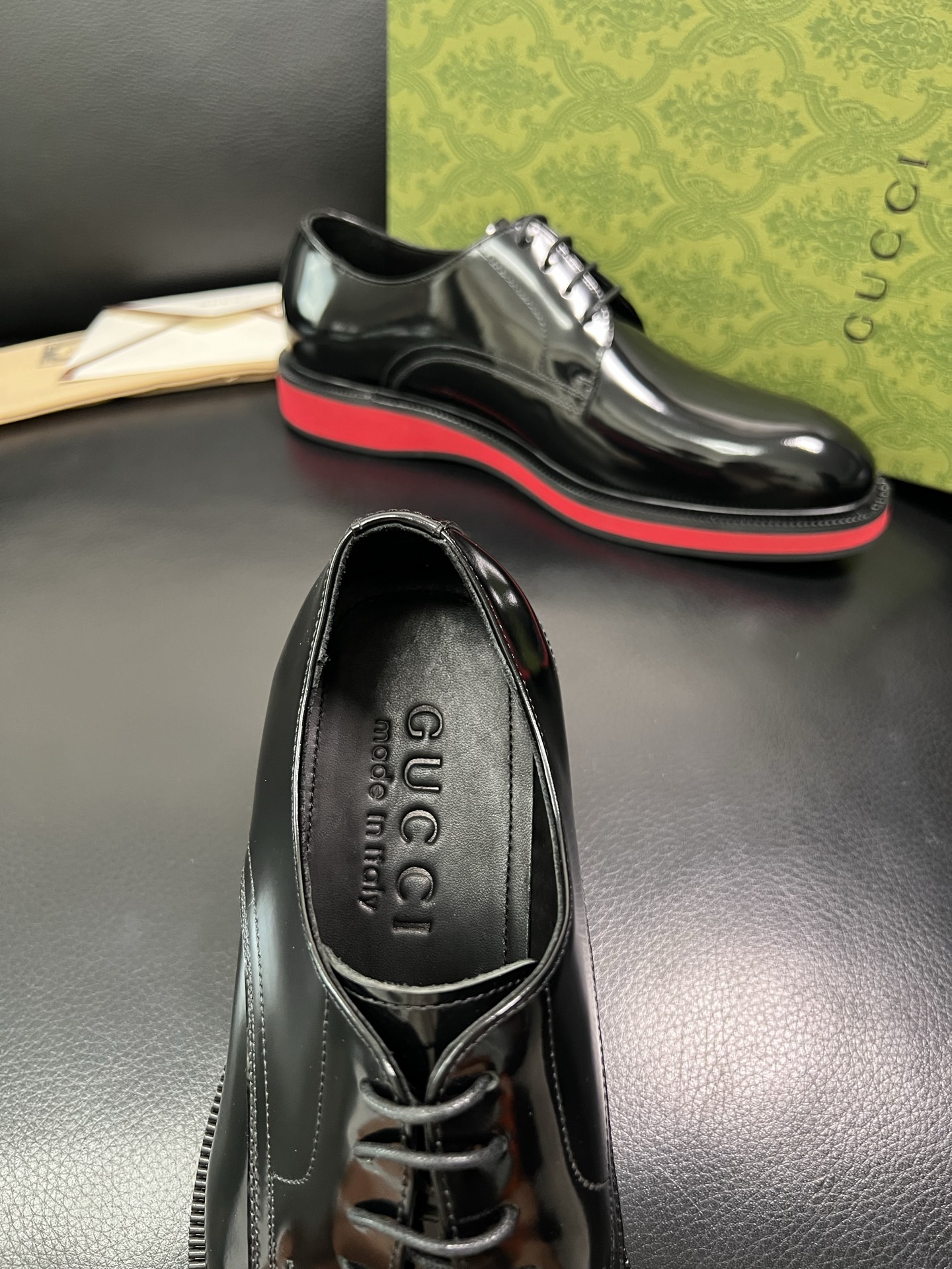 Gucci 顶级工艺品 古奇 皮鞋系列专柜同步 原厂配置，意大利进口原版牛皮，进口水染牛里 ，鞋底：原厂