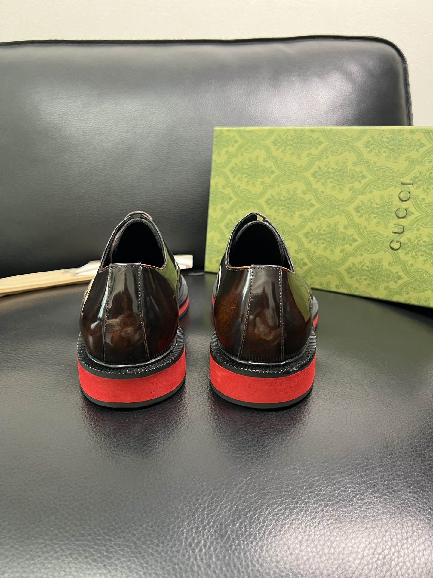 Gucci 顶级工艺品 古奇 皮鞋系列专柜同步 原厂配置，意大利进口原版牛皮，进口水染牛里 ，鞋底：原厂