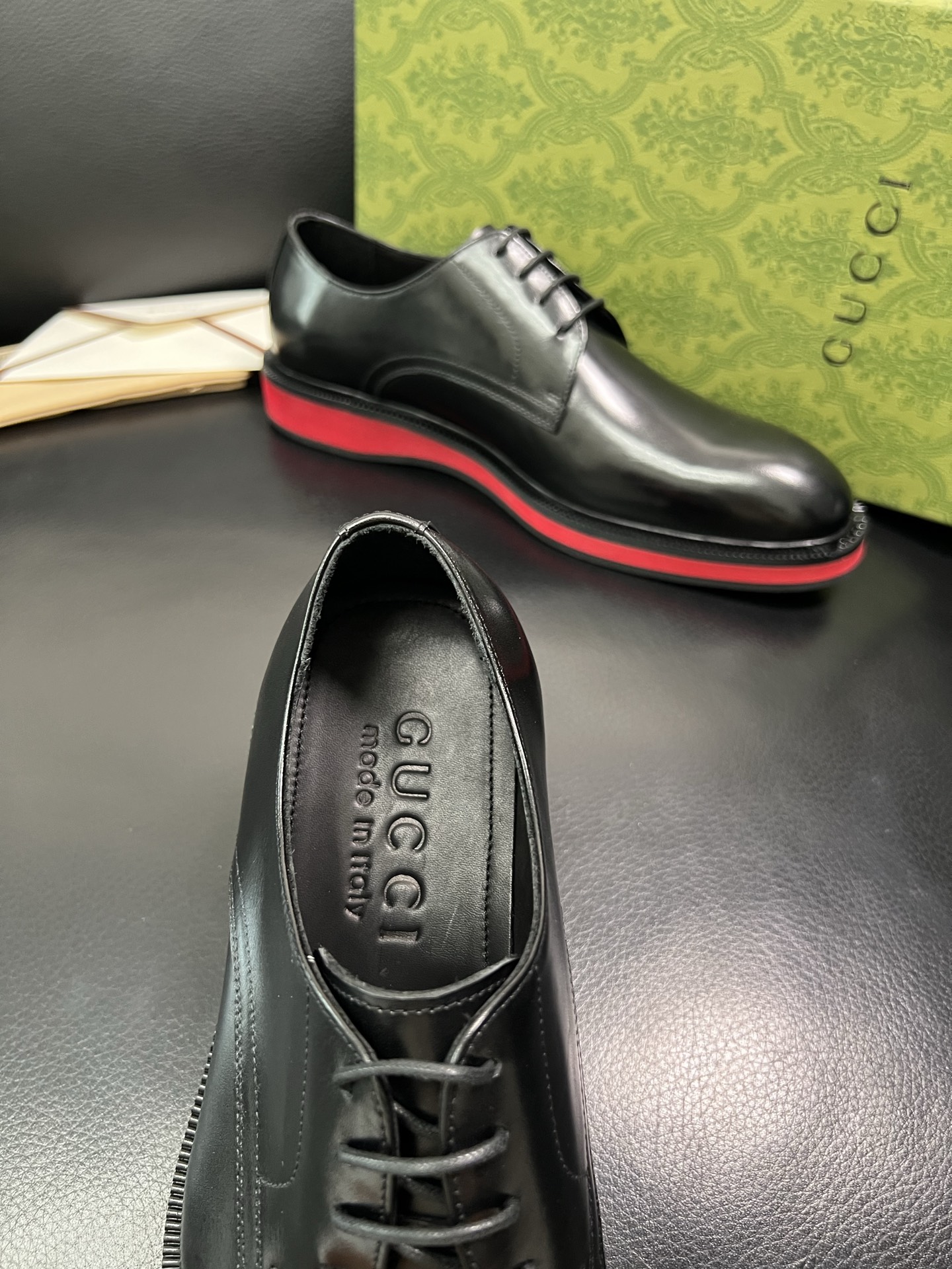 Gucci 顶级工艺品 古奇 皮鞋系列专柜同步 原厂配置，意大利进口原版牛皮，进口水染牛里 ，鞋底：原厂