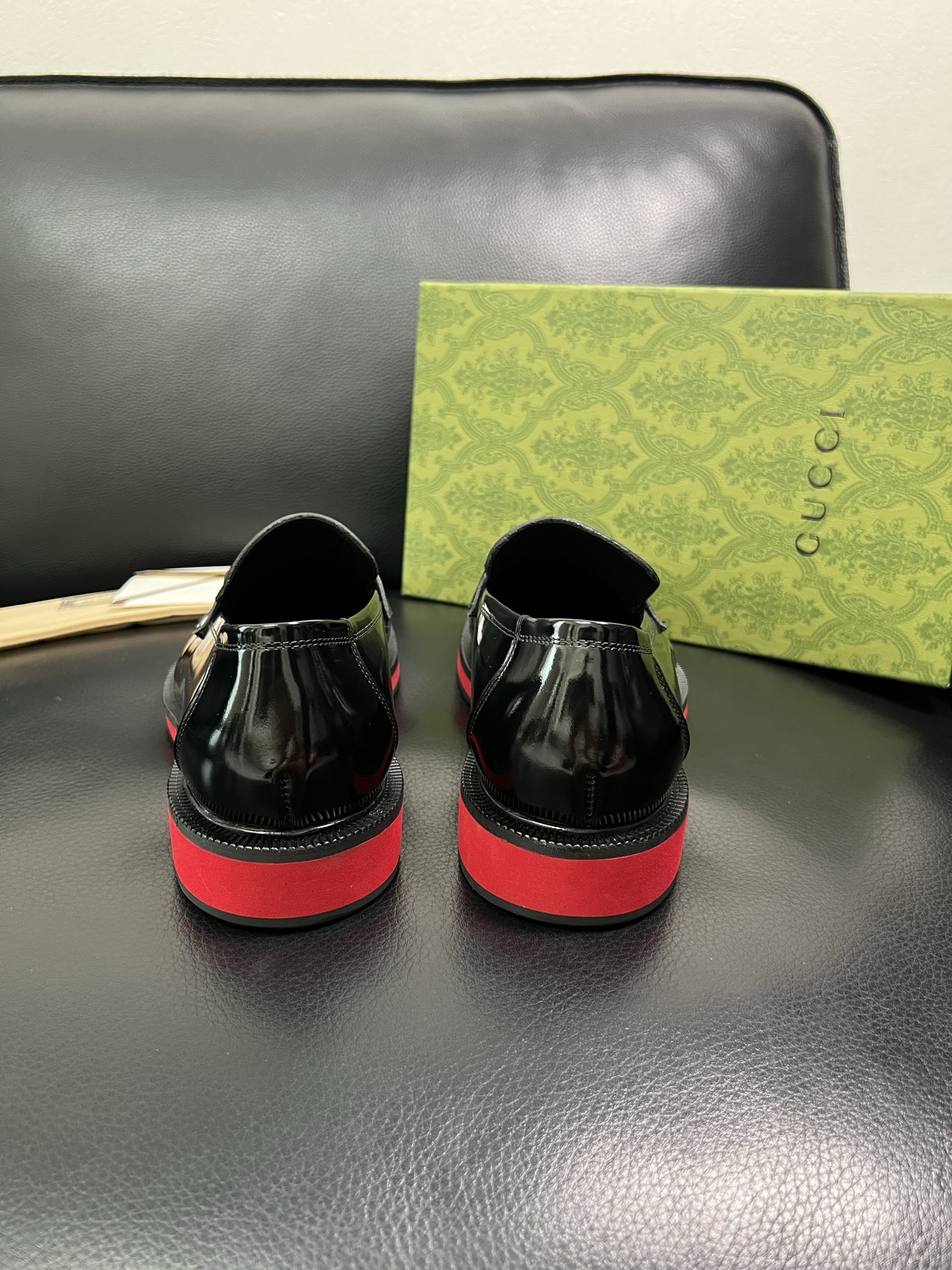Gucci 顶级工艺品 古奇 皮鞋系列专柜同步 原厂配置，意大利进口原版牛皮，进口水染牛里 ，鞋底：原厂