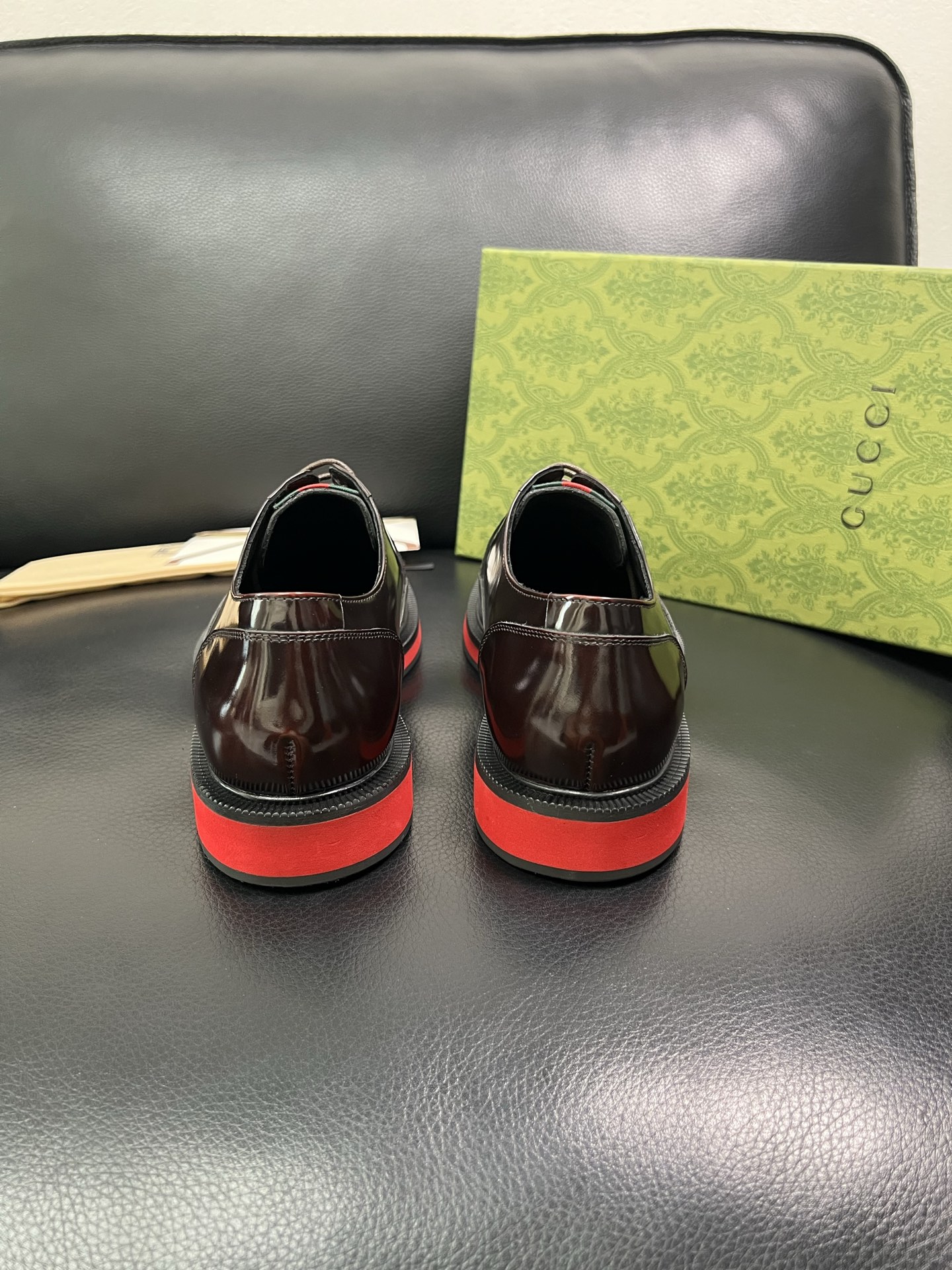 Gucci 顶级工艺品 古奇 皮鞋系列专柜同步 原厂配置，意大利进口原版牛皮，进口水染牛里 ，鞋底：原厂