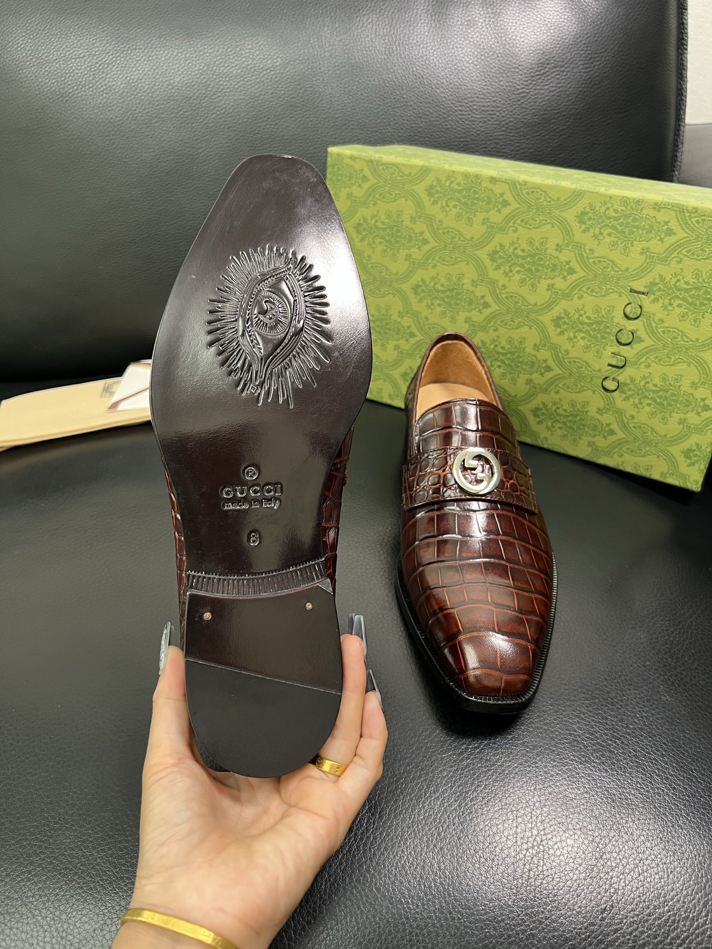 Gucci 顶级工艺品 古奇 皮鞋系列专柜同步 原厂配置，意大利进口原版牛皮，进口水染牛里 ，鞋底：原厂