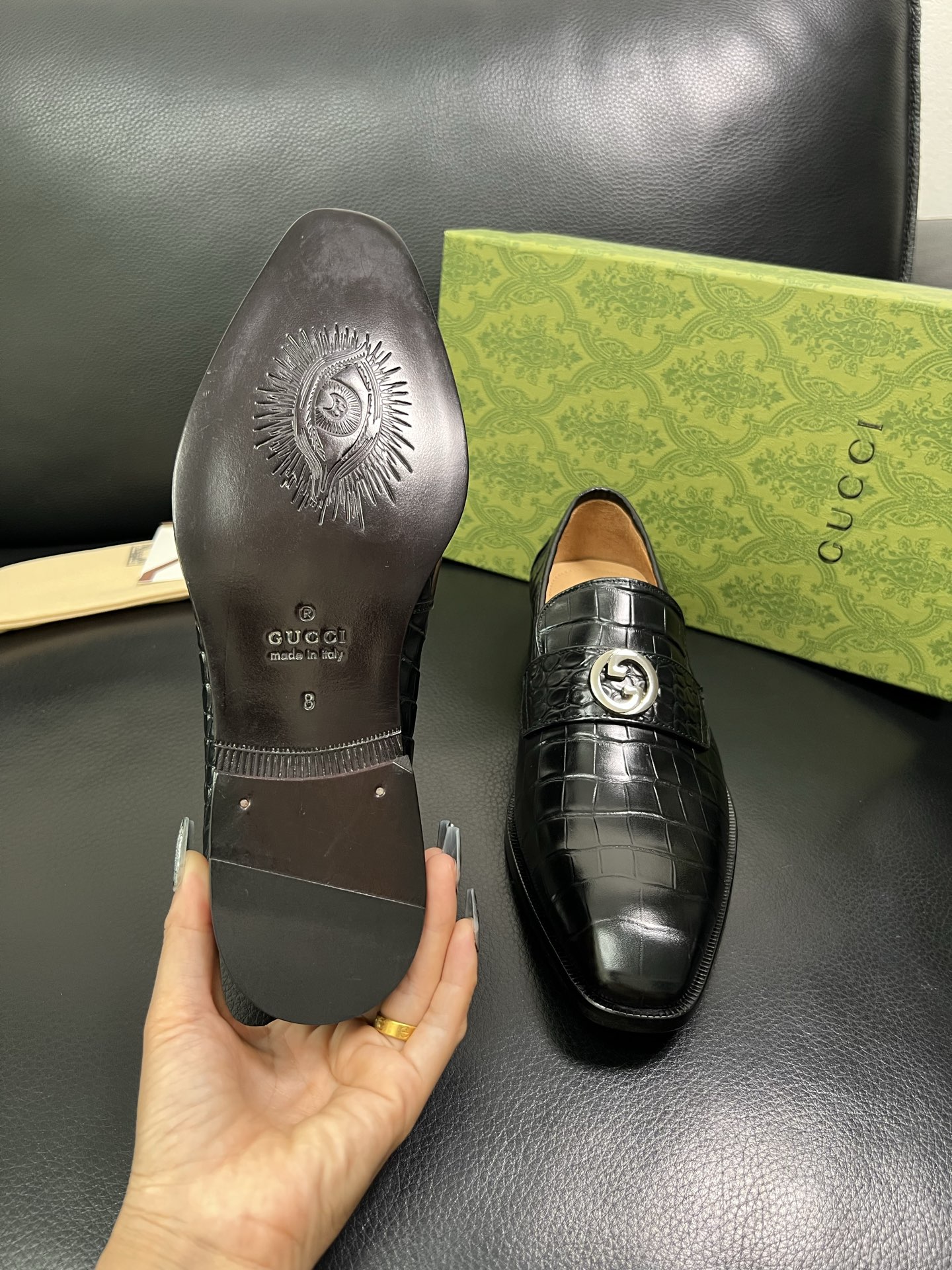 Gucci 顶级工艺品 古奇 皮鞋系列专柜同步 原厂配置，意大利进口原版牛皮，进口水染牛里 ，鞋底：原厂