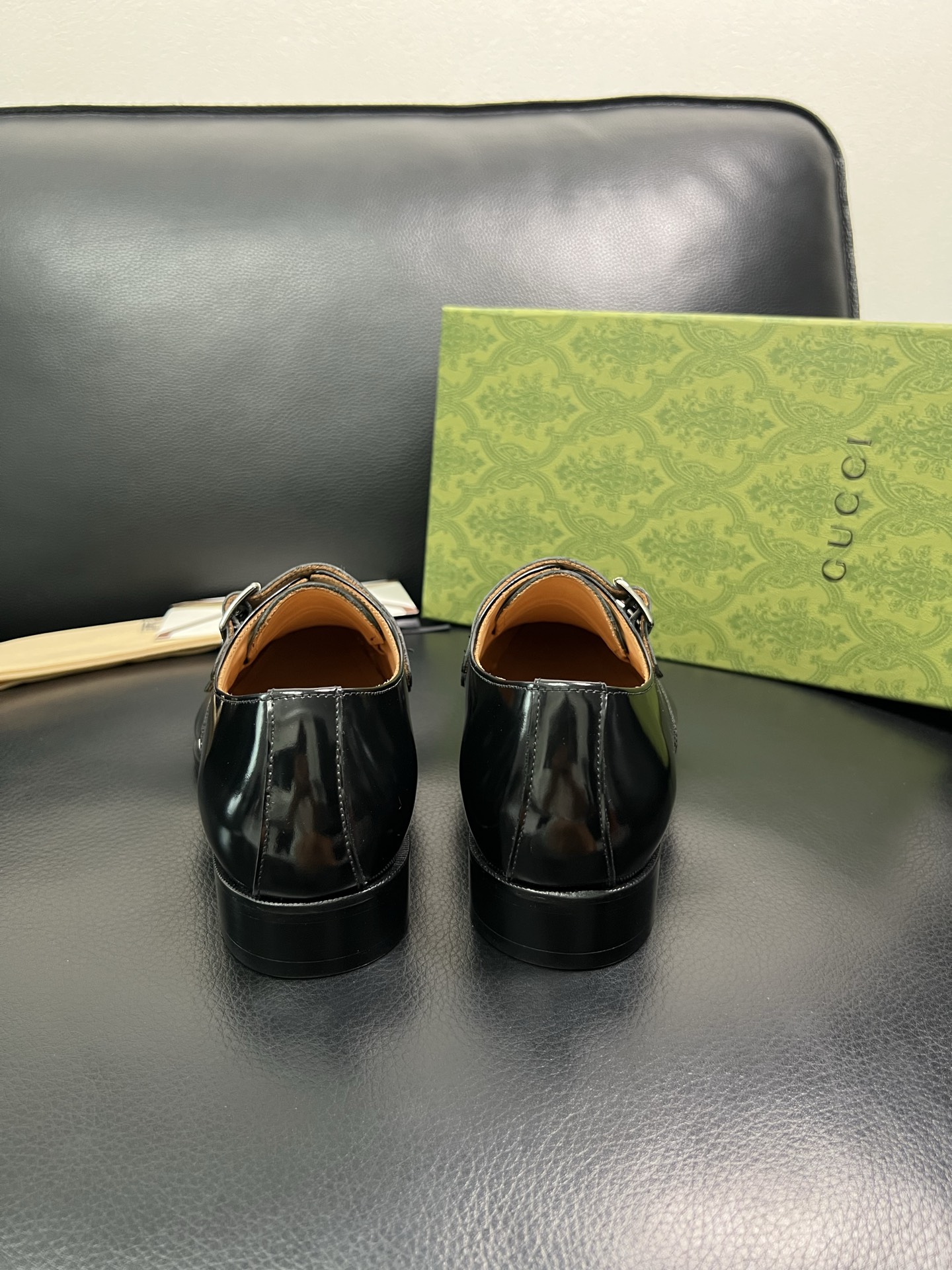 Gucci 顶级工艺品 古奇 皮鞋系列专柜同步 原厂配置，意大利进口原版牛皮，进口水染牛里 ，鞋底：原厂