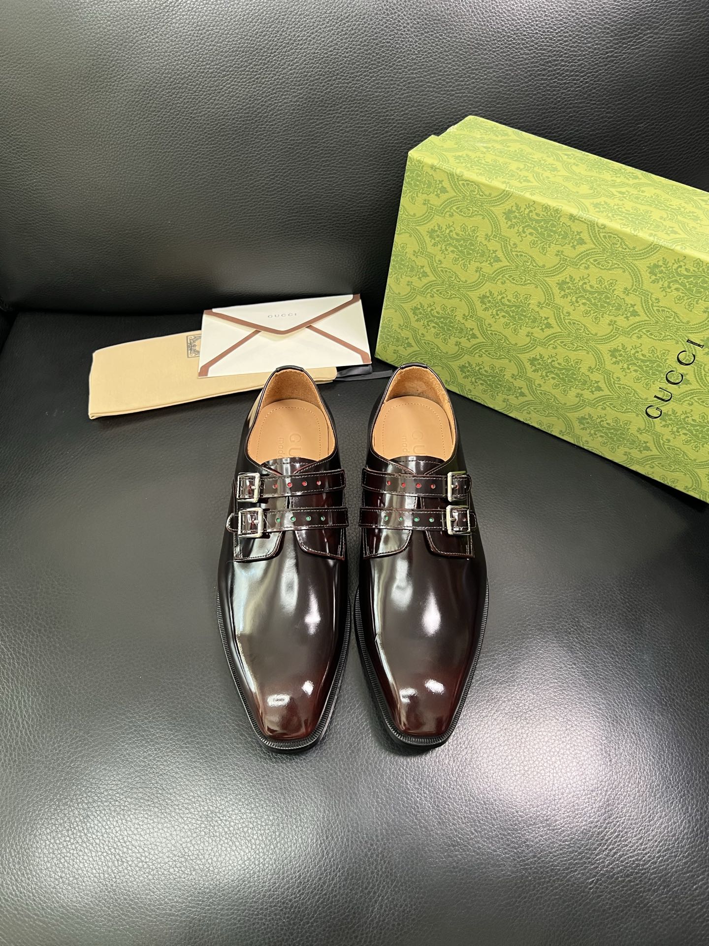Gucci 顶级工艺品 古奇 皮鞋系列专柜同步 原厂配置，意大利进口原版牛皮，进口水染牛里 ，鞋底：原厂