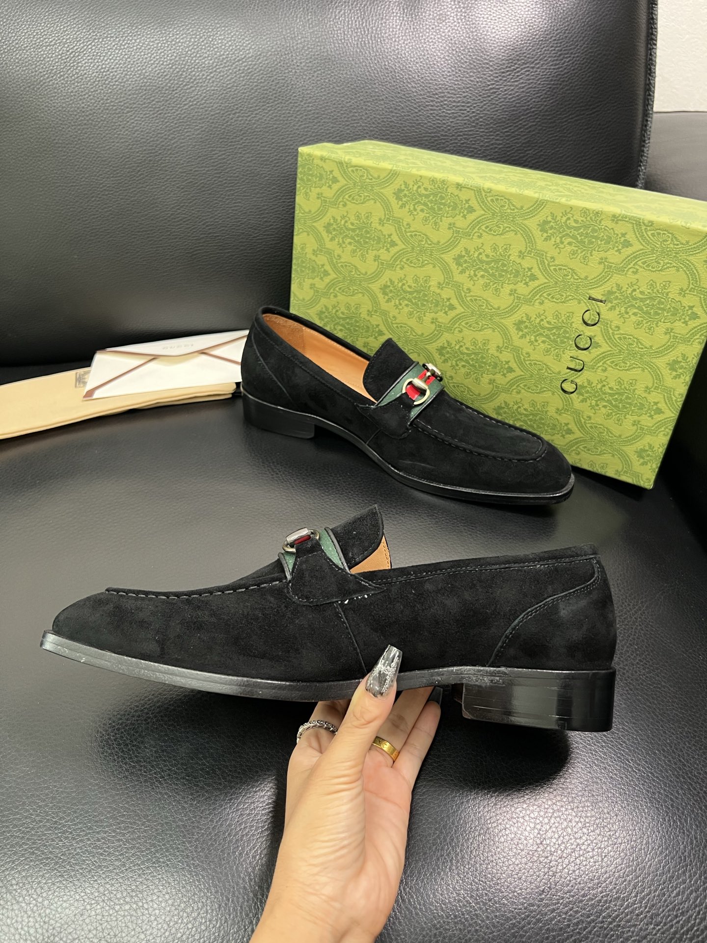 Gucci 顶级工艺品 古奇 皮鞋系列专柜同步 原厂配置，意大利进口原版牛皮，进口水染牛里 ，鞋底：原厂