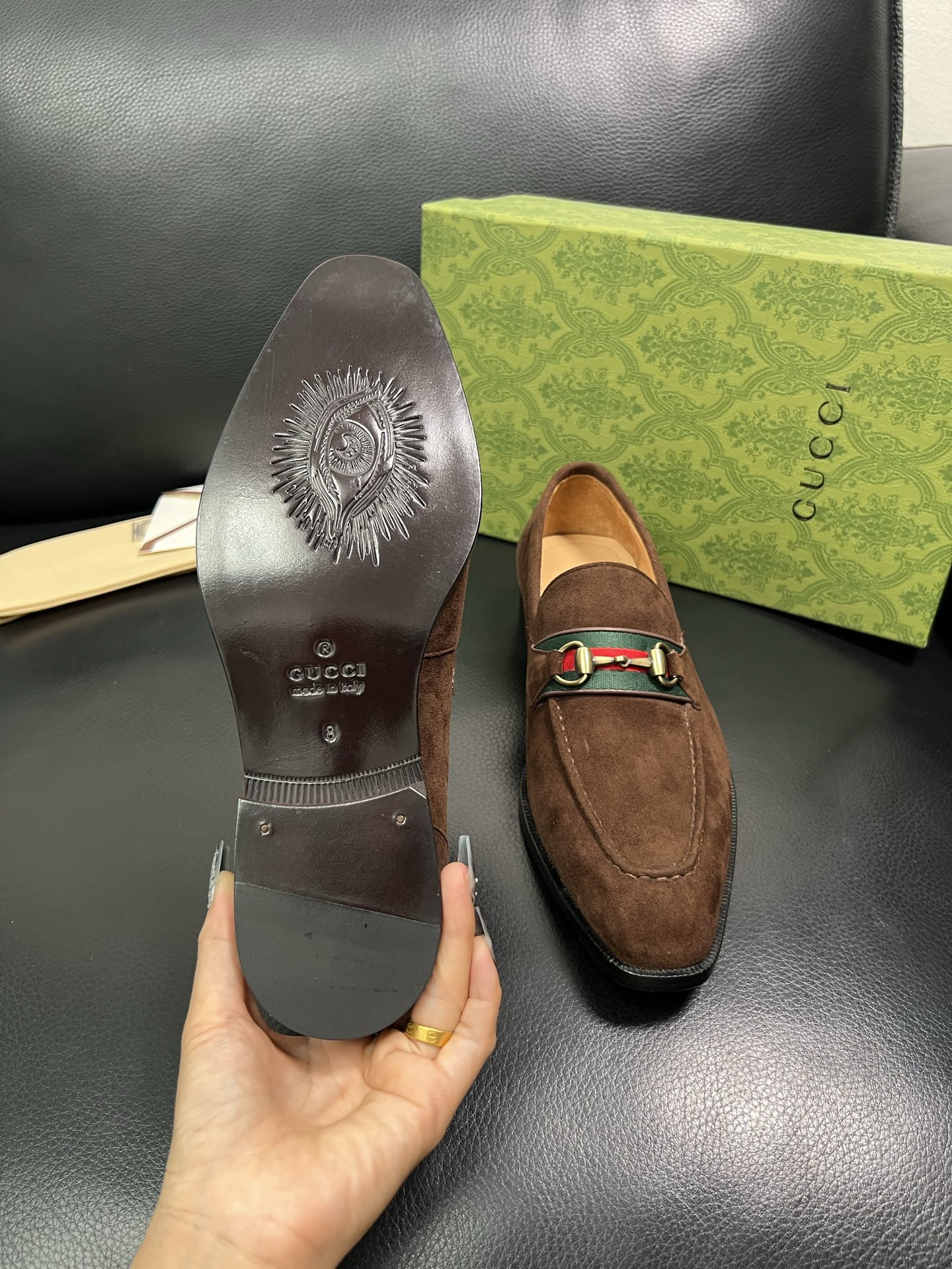 Gucci 顶级工艺品 古奇 皮鞋系列专柜同步 原厂配置，意大利进口原版牛皮，进口水染牛里 ，鞋底：原厂