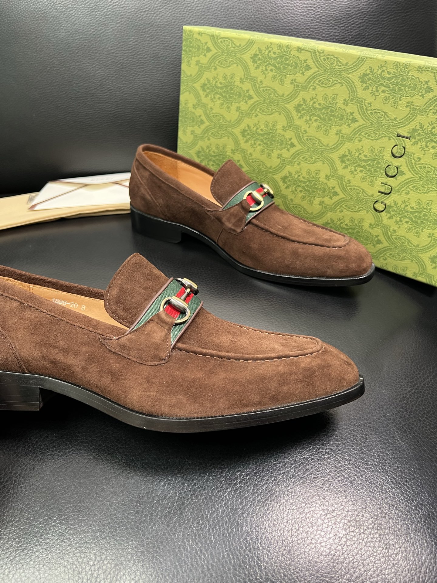 Gucci 顶级工艺品 古奇 皮鞋系列专柜同步 原厂配置，意大利进口原版牛皮，进口水染牛里 ，鞋底：原厂