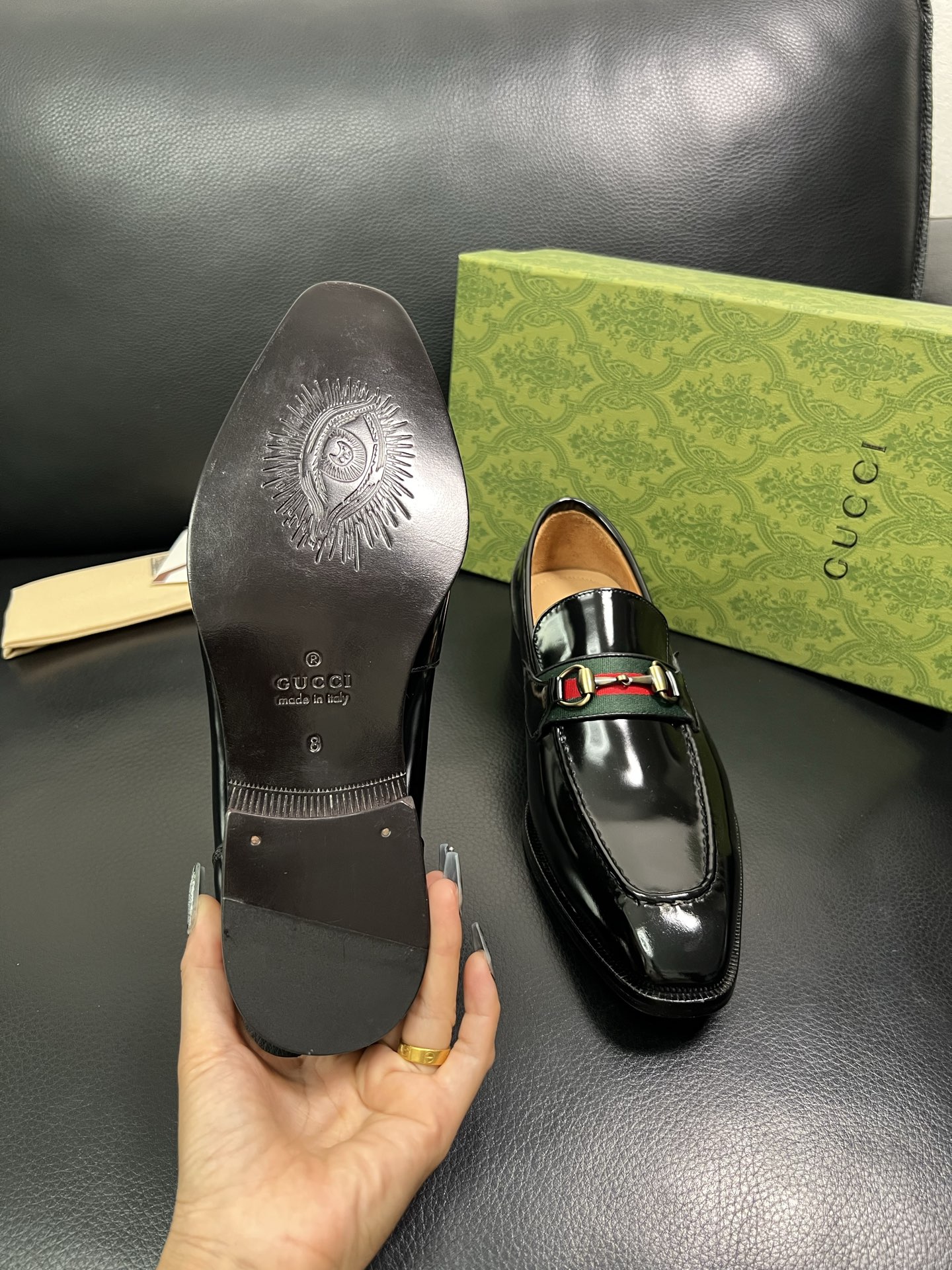 Gucci 顶级工艺品 古奇 皮鞋系列专柜同步 原厂配置，意大利进口原版牛皮，进口水染牛里 ，鞋底：原厂