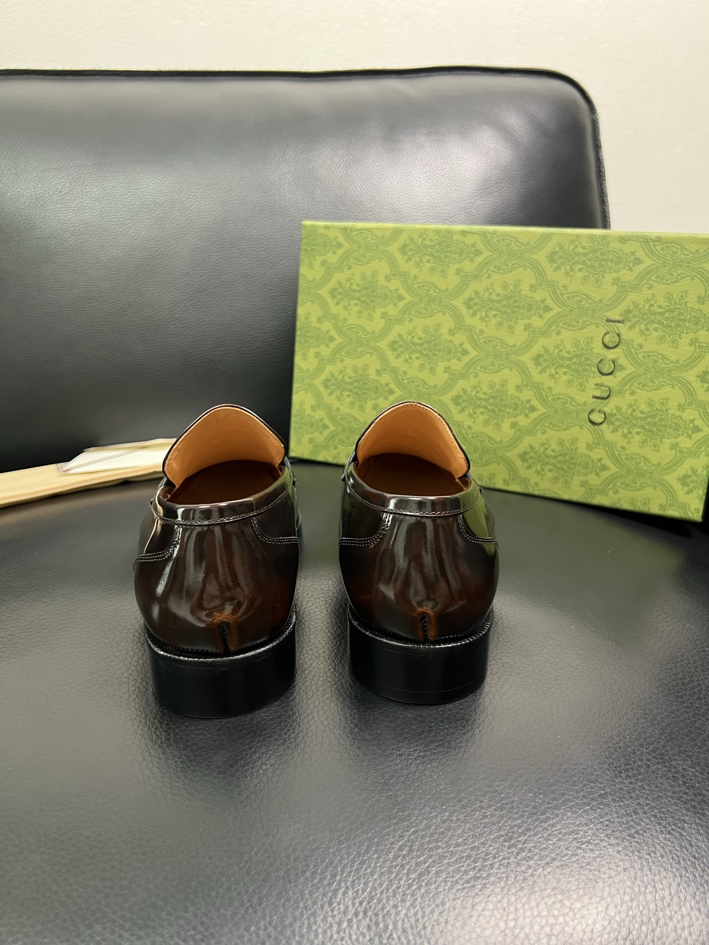 Gucci 顶级工艺品 古奇 皮鞋系列专柜同步 原厂配置，意大利进口原版牛皮，进口水染牛里 ，鞋底：原厂