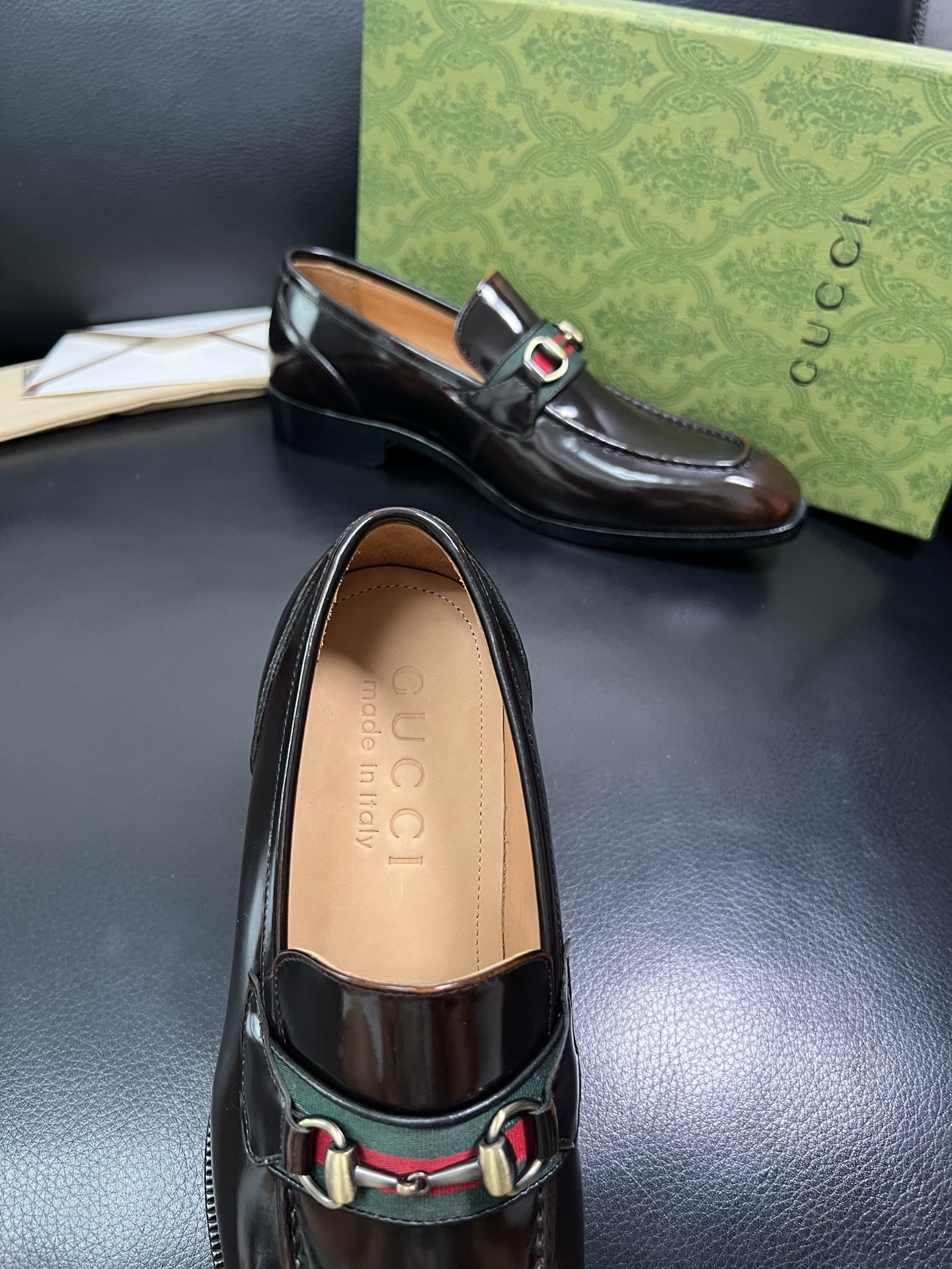 Gucci 顶级工艺品 古奇 皮鞋系列专柜同步 原厂配置，意大利进口原版牛皮，进口水染牛里 ，鞋底：原厂