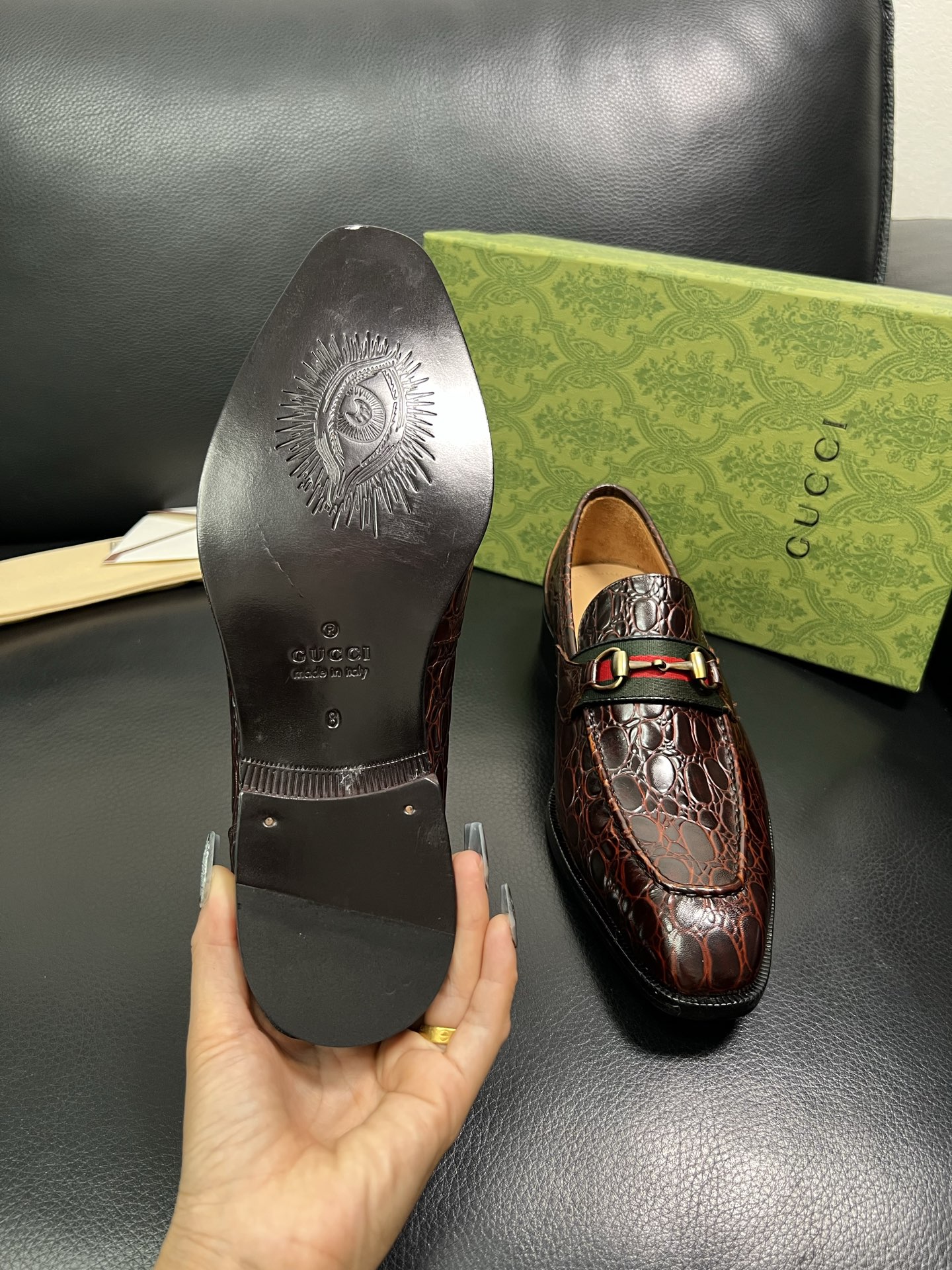 Gucci 顶级工艺品 古奇 皮鞋系列专柜同步 原厂配置，意大利进口原版牛皮，进口水染牛里 ，鞋底：原厂