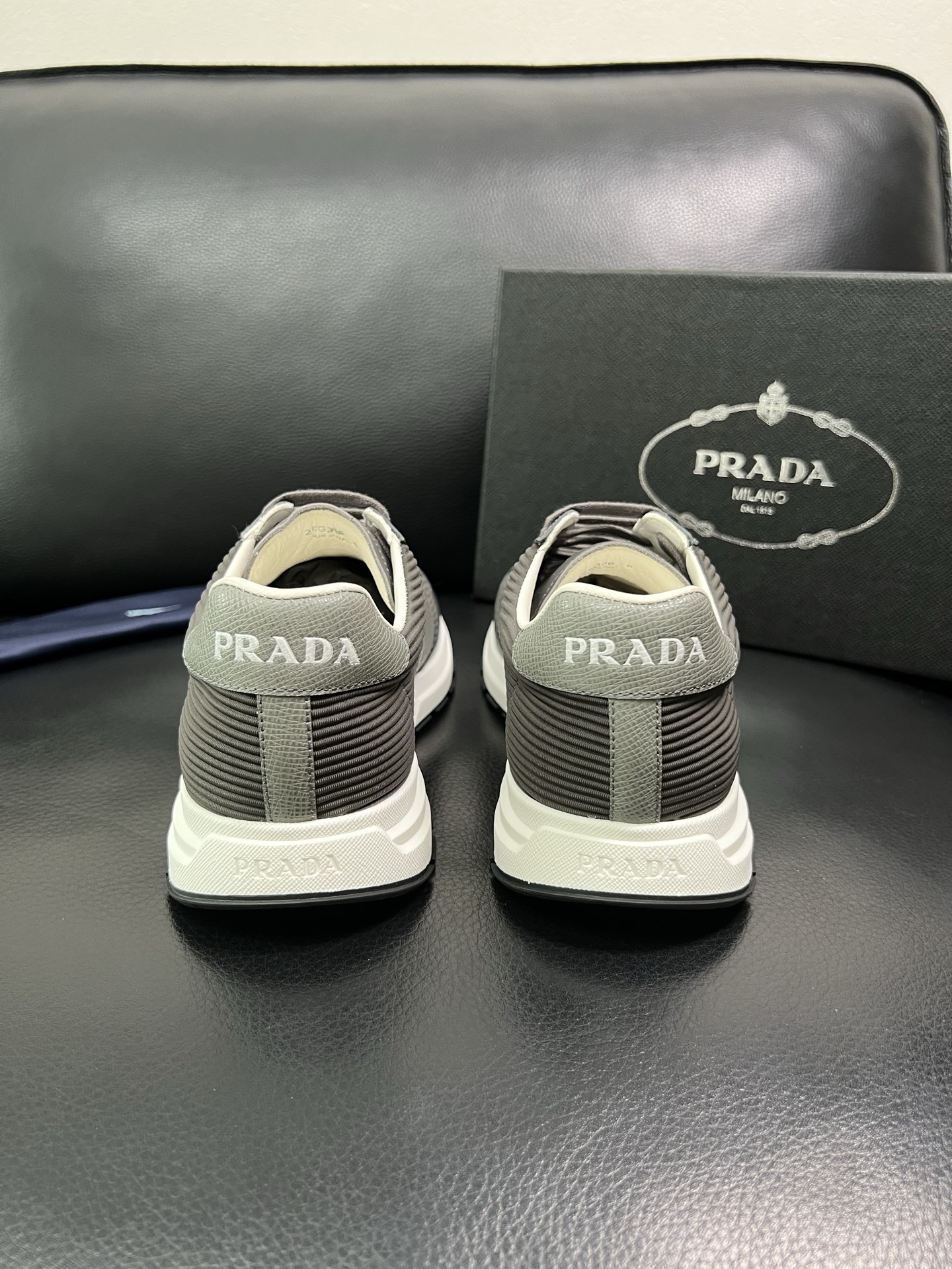 Prada Men's Leather Sneakers Gray Low Top Lace-Up Casual Shoes Size 38-44 9 i1758450516373 1939 0 7