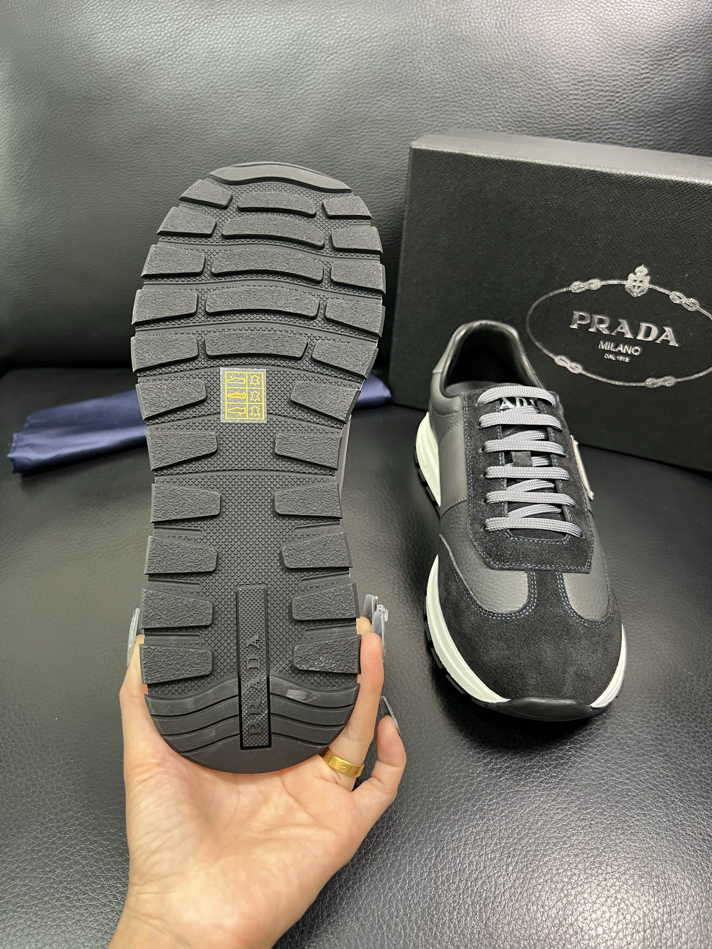 Prada Men's Leather & Suede Low-Top Sneakers - Stylish Comfort 38-44 10 i1758450823886 7829 0 8