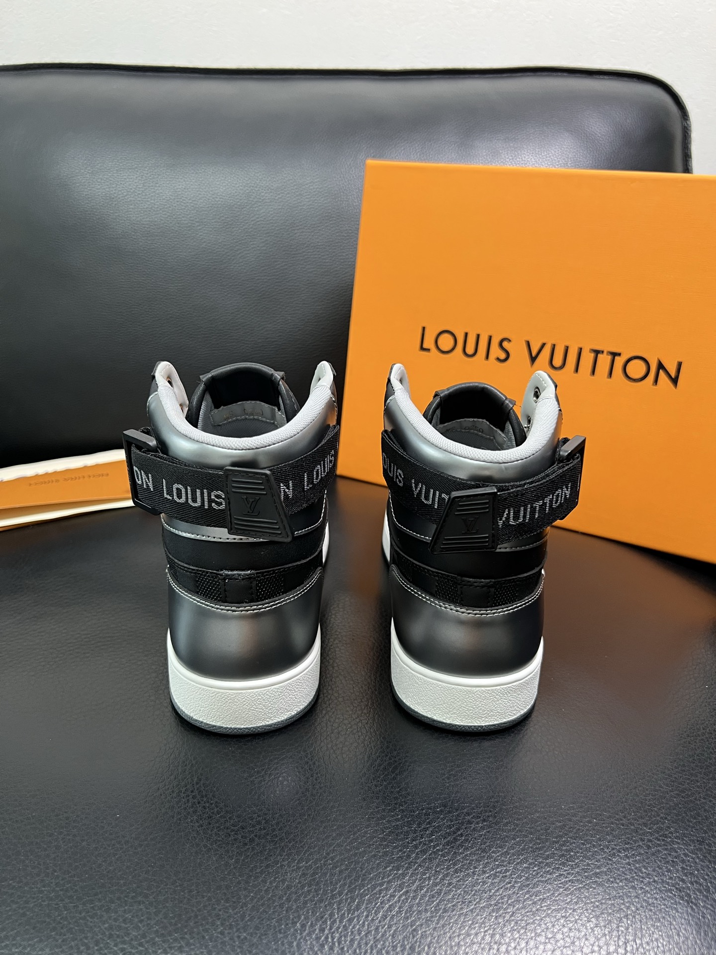 Louis Vuitton High-Top Sneakers - Italian Leather, Artisan Craftsmanship 8 i1758536706587 1485 0 6