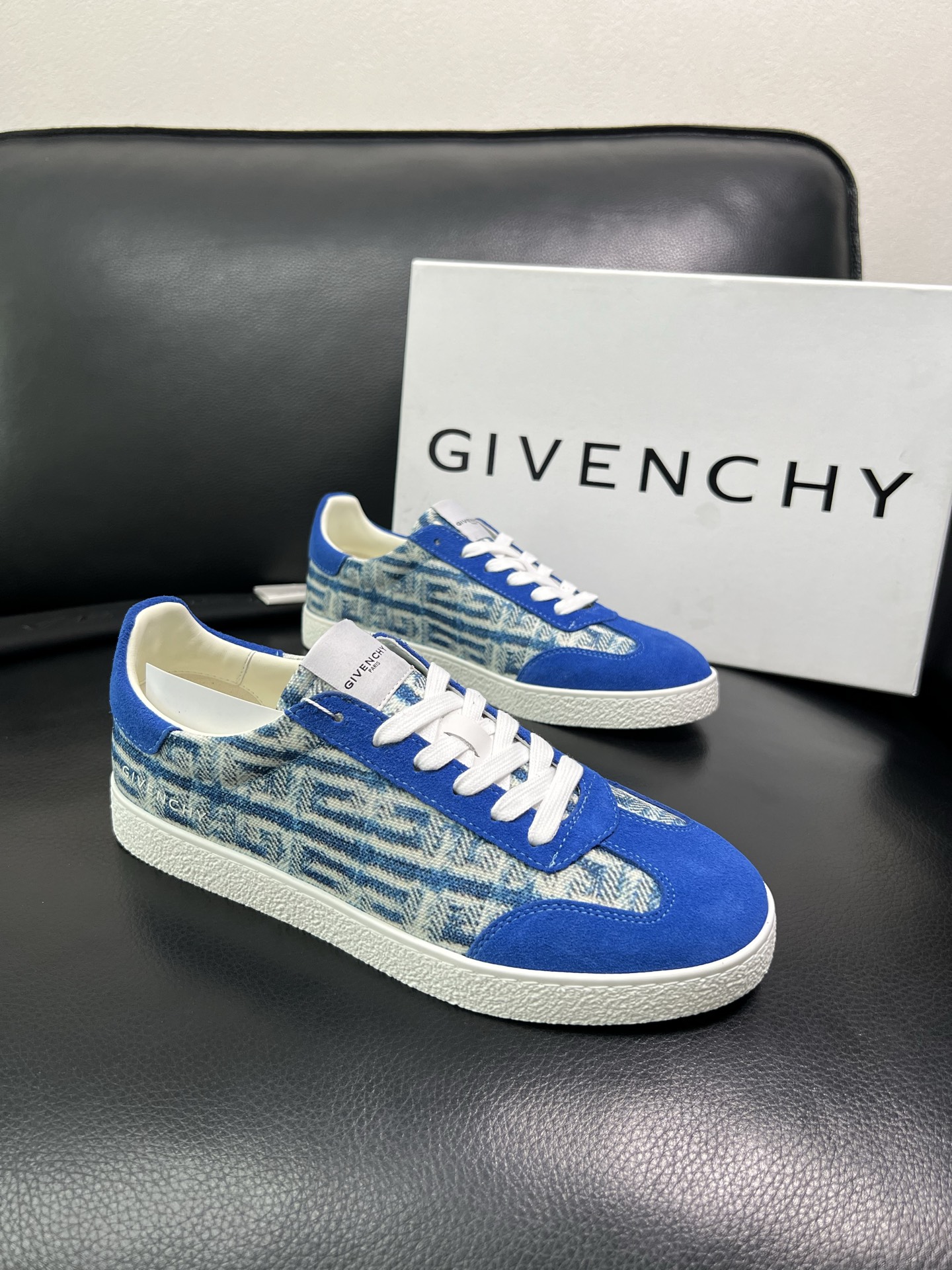 Givenchy 高品质 顶级工艺品 纪梵希 专柜同步原厂配置，意大利进口牛皮搭配网布面料，全鞋配件私模