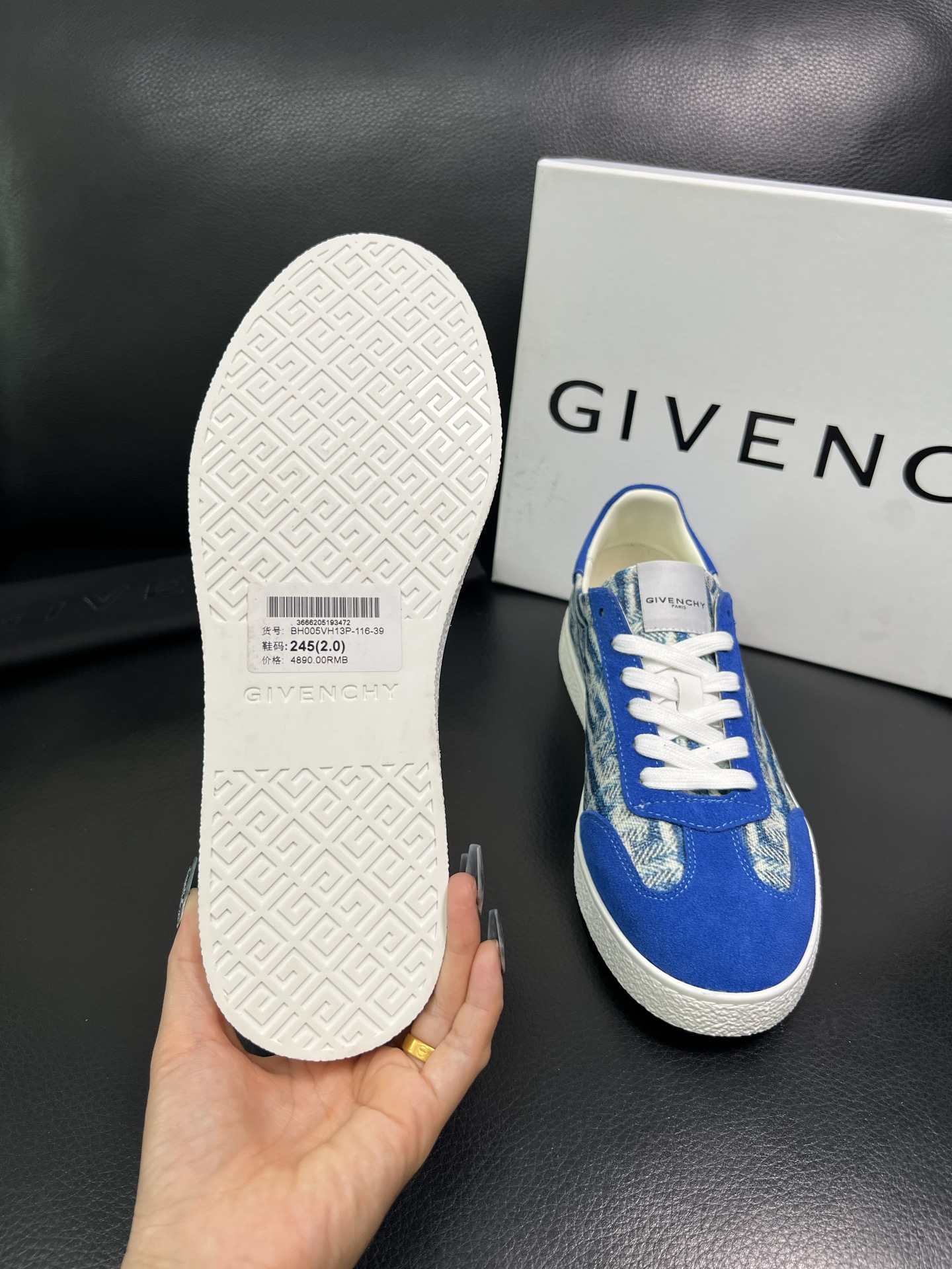 Givenchy 高品质 顶级工艺品 纪梵希 专柜同步原厂配置，意大利进口牛皮搭配网布面料，全鞋配件私模
