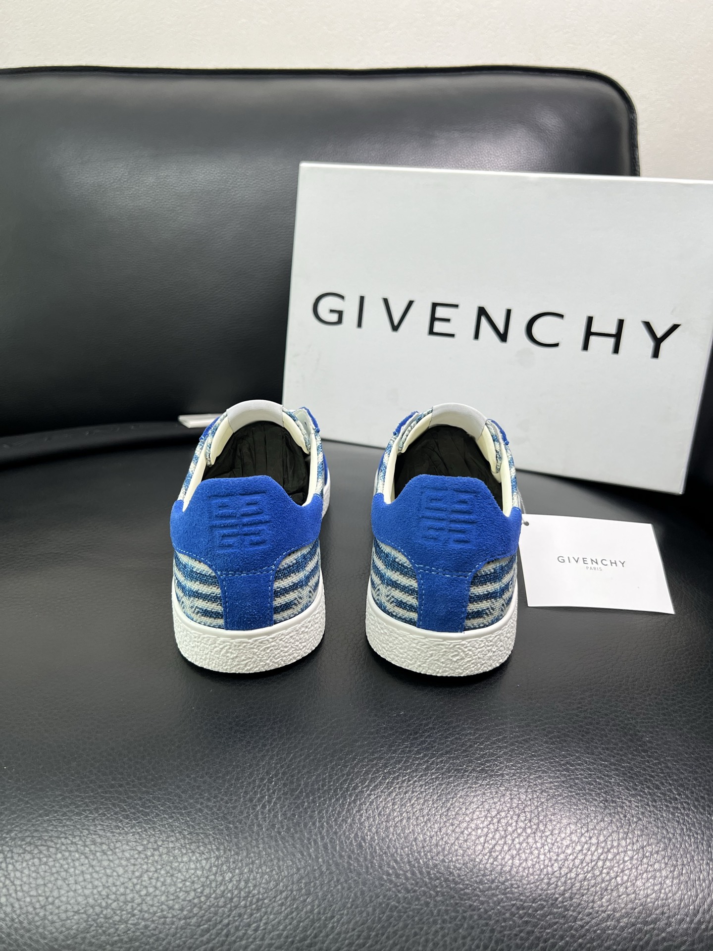 Givenchy 高品质 顶级工艺品 纪梵希 专柜同步原厂配置，意大利进口牛皮搭配网布面料，全鞋配件私模