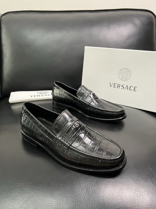 Versace Men's Black Leather Croc-Embossed Loafers Dress Shoes Slip-ons 1 Versace Men's Black Leather Croc-Embossed Loafers Dress Shoes Slip-ons