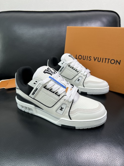 Louis Vuitton Men's White Leather Trainer Sneaker Size 38-44, Athletic Shoes 1 Louis Vuitton Men's White Leather Trainer Sneaker Size 38-44, Athletic Shoes