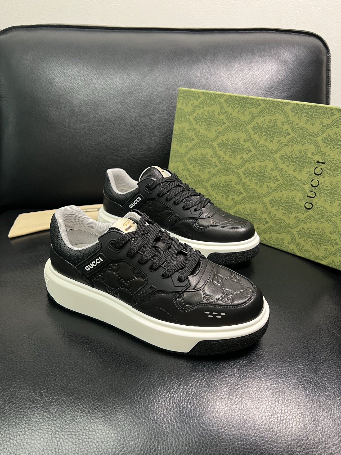 Gucci 高品质 顶级工艺品 古奇 专柜新款原厂配置，意大利进口牛皮搭配印花面料，进口牛皮内里垫，透气