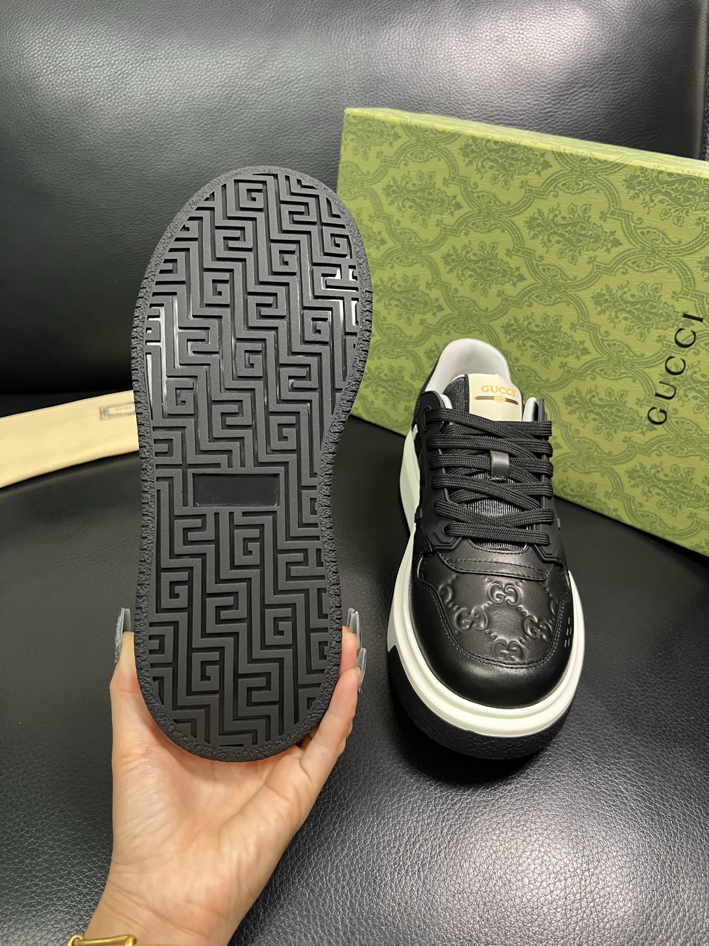 Gucci 高品质 顶级工艺品 古奇 专柜新款原厂配置，意大利进口牛皮搭配印花面料，进口牛皮内里垫，透气