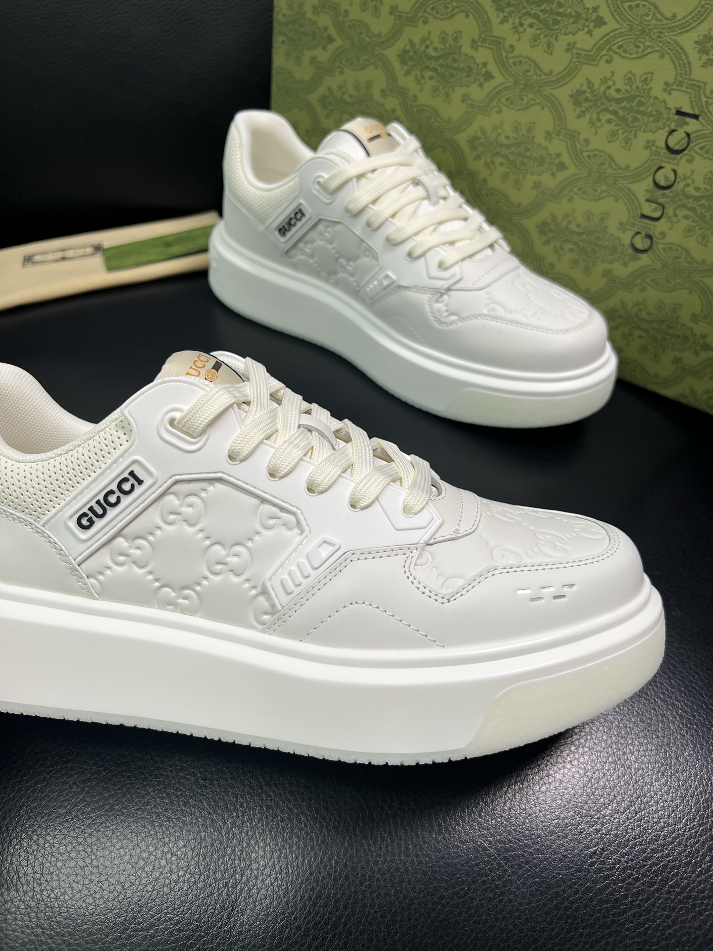Gucci 高品质 顶级工艺品 古奇 专柜新款原厂配置，意大利进口牛皮搭配印花面料，进口牛皮内里垫，透气