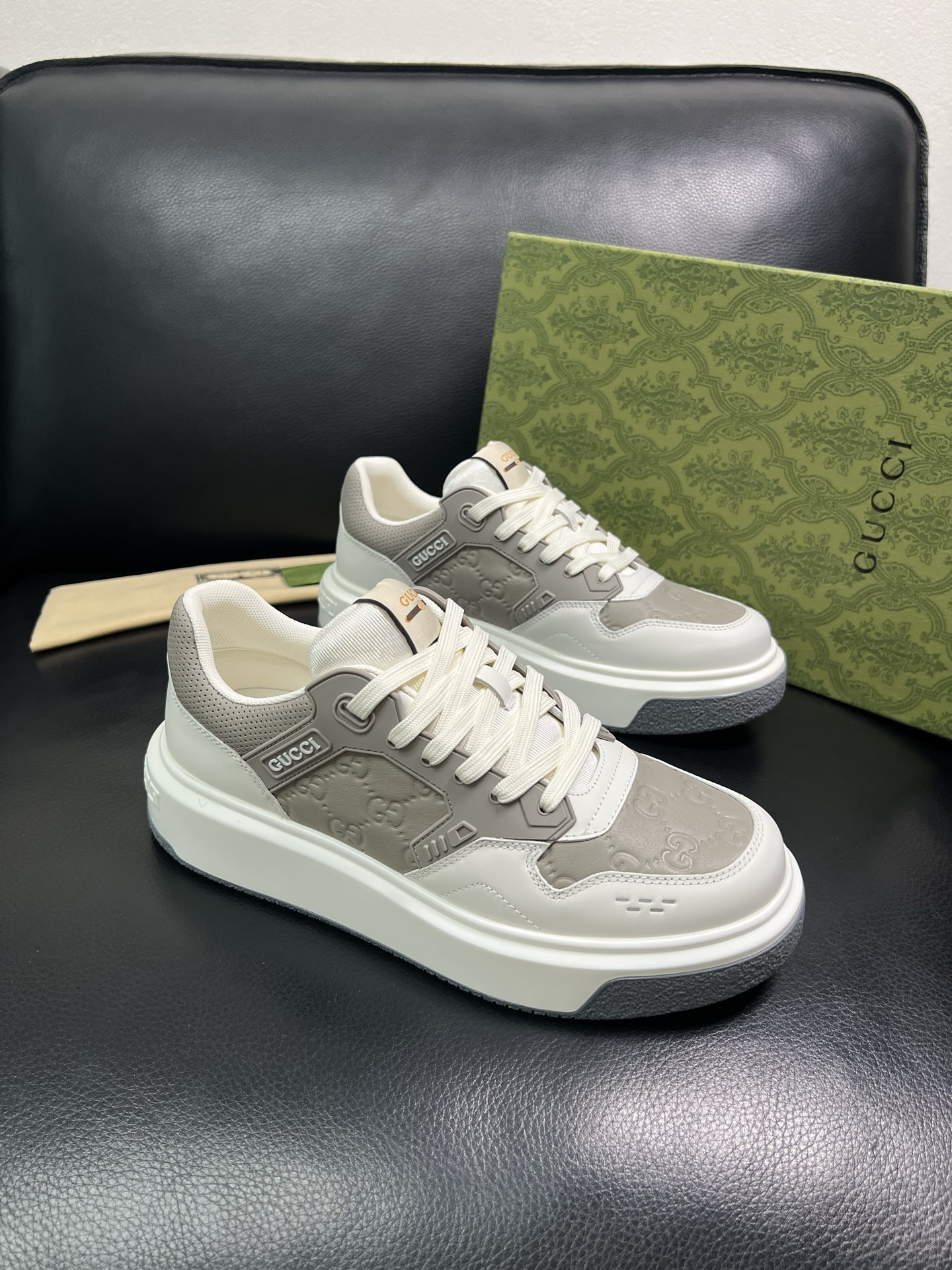 Gucci 高品质 顶级工艺品 古奇 专柜新款原厂配置，意大利进口牛皮搭配印花面料，进口牛皮内里垫，透气