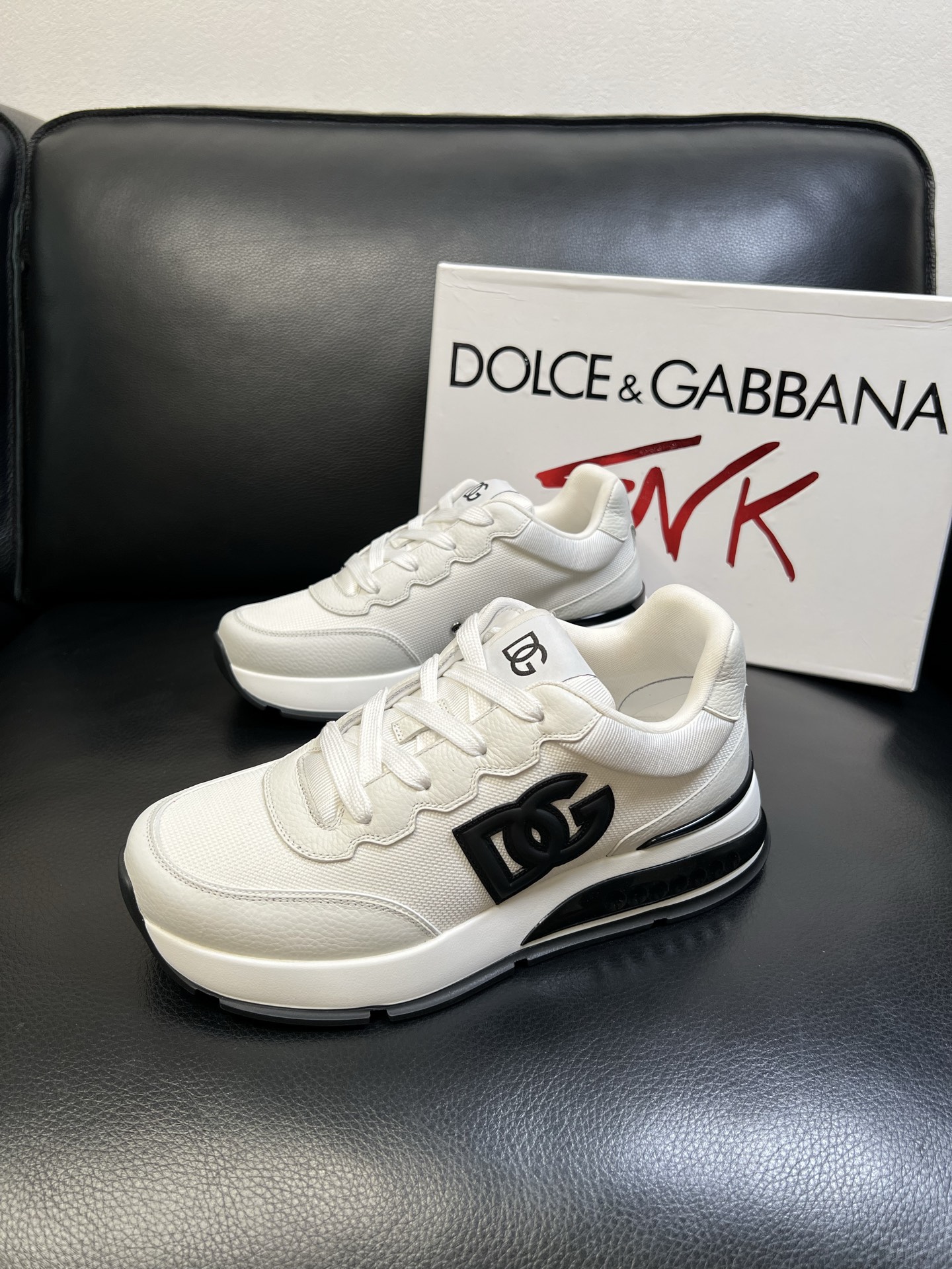 Dolce & Gabbana 高品质 顶级工艺品 杜嘉班纳 爆款专柜新品同步，鞋面意大利进口牛皮搭配布