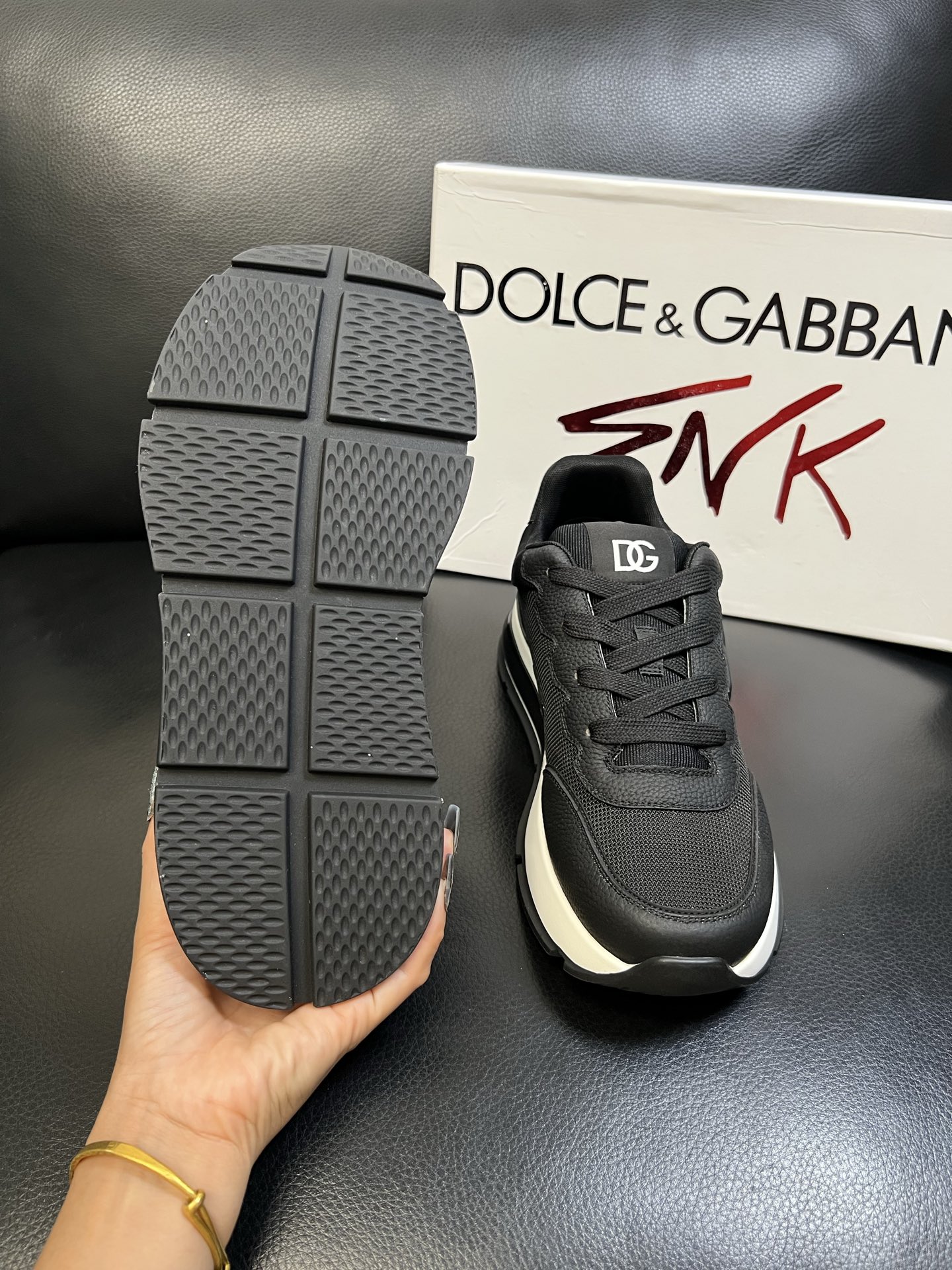 Dolce & Gabbana 高品质 顶级工艺品 杜嘉班纳 爆款专柜新品同步，鞋面意大利进口牛皮搭配布