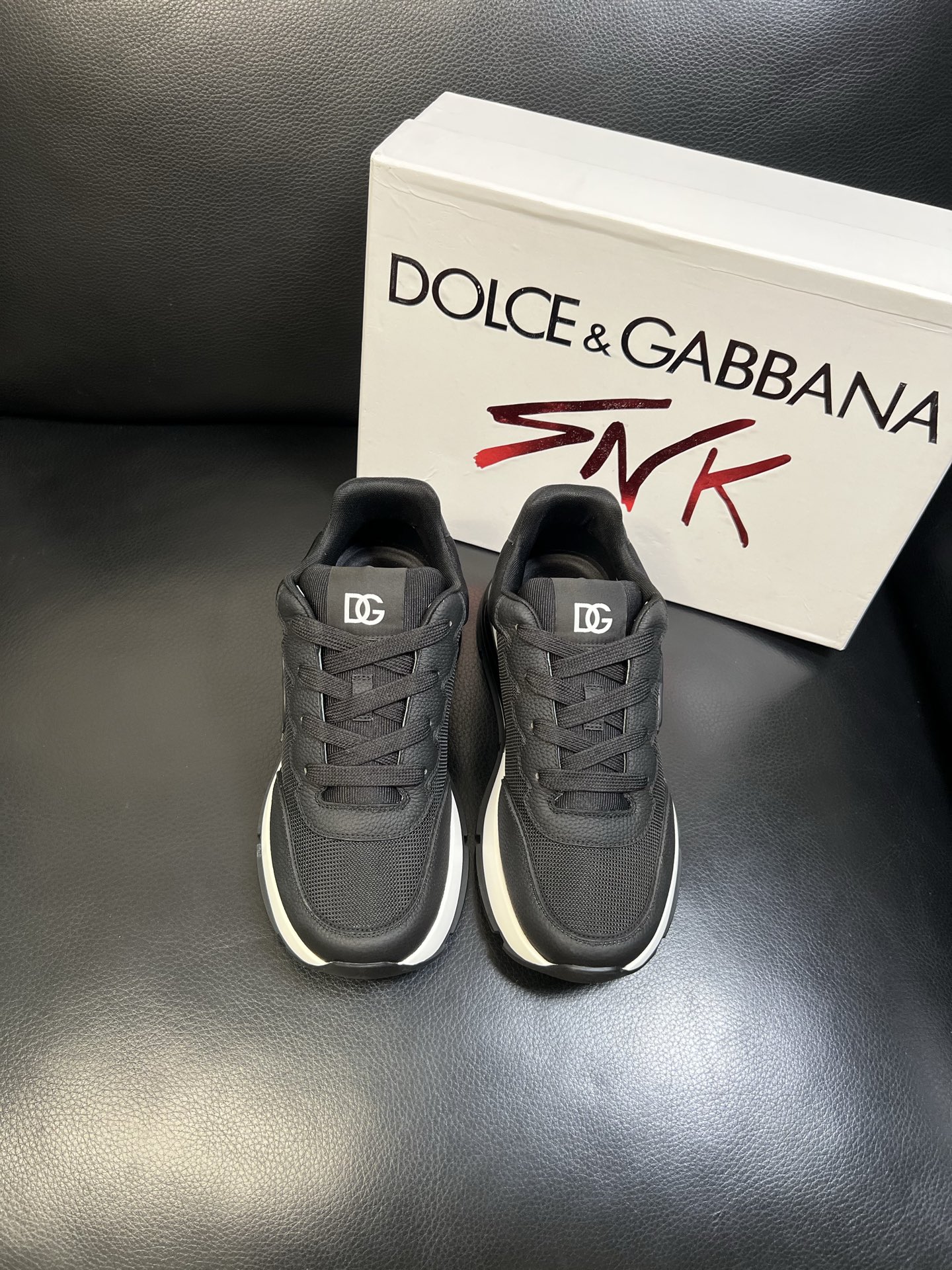 Dolce & Gabbana 高品质 顶级工艺品 杜嘉班纳 爆款专柜新品同步，鞋面意大利进口牛皮搭配布