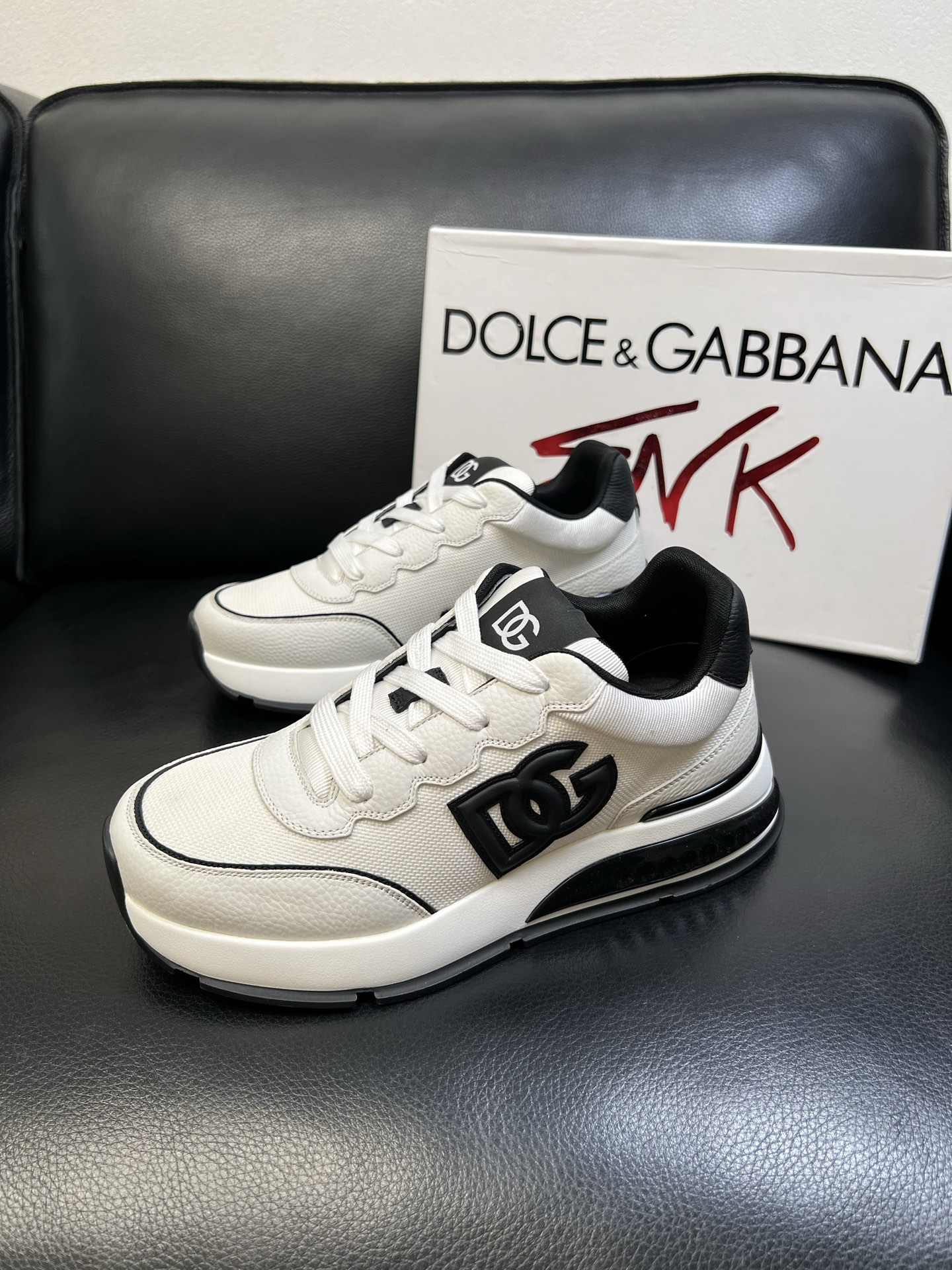 Dolce & Gabbana 高品质 顶级工艺品 杜嘉班纳 爆款专柜新品同步，鞋面意大利进口牛皮搭配布