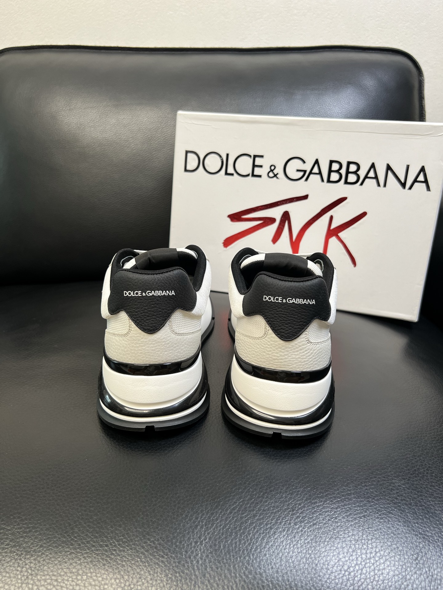 Dolce & Gabbana 高品质 顶级工艺品 杜嘉班纳 爆款专柜新品同步，鞋面意大利进口牛皮搭配布