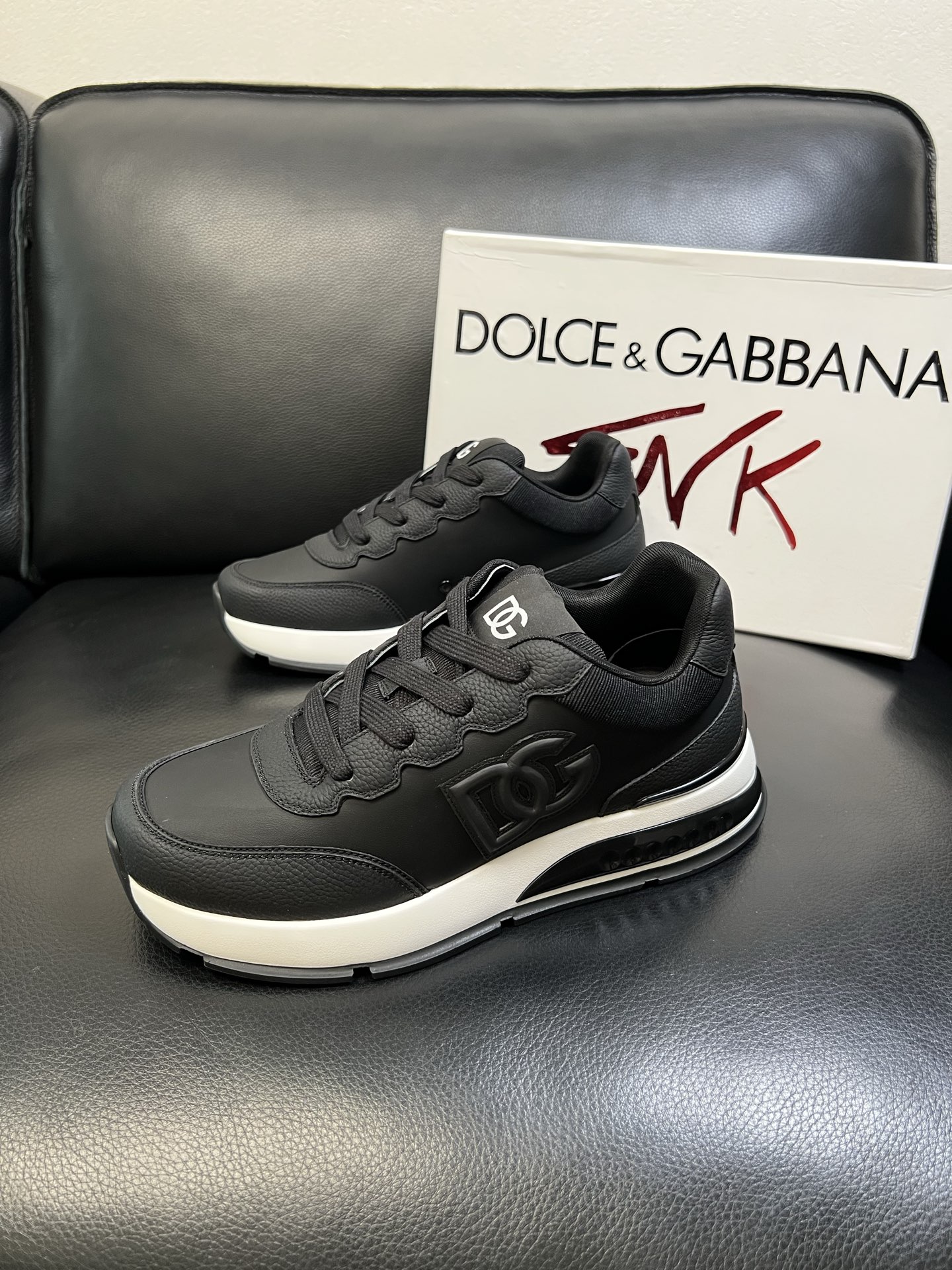 Dolce & Gabbana 高品质 顶级工艺品 杜嘉班纳 爆款专柜新品同步，鞋面意大利进口牛皮料，高
